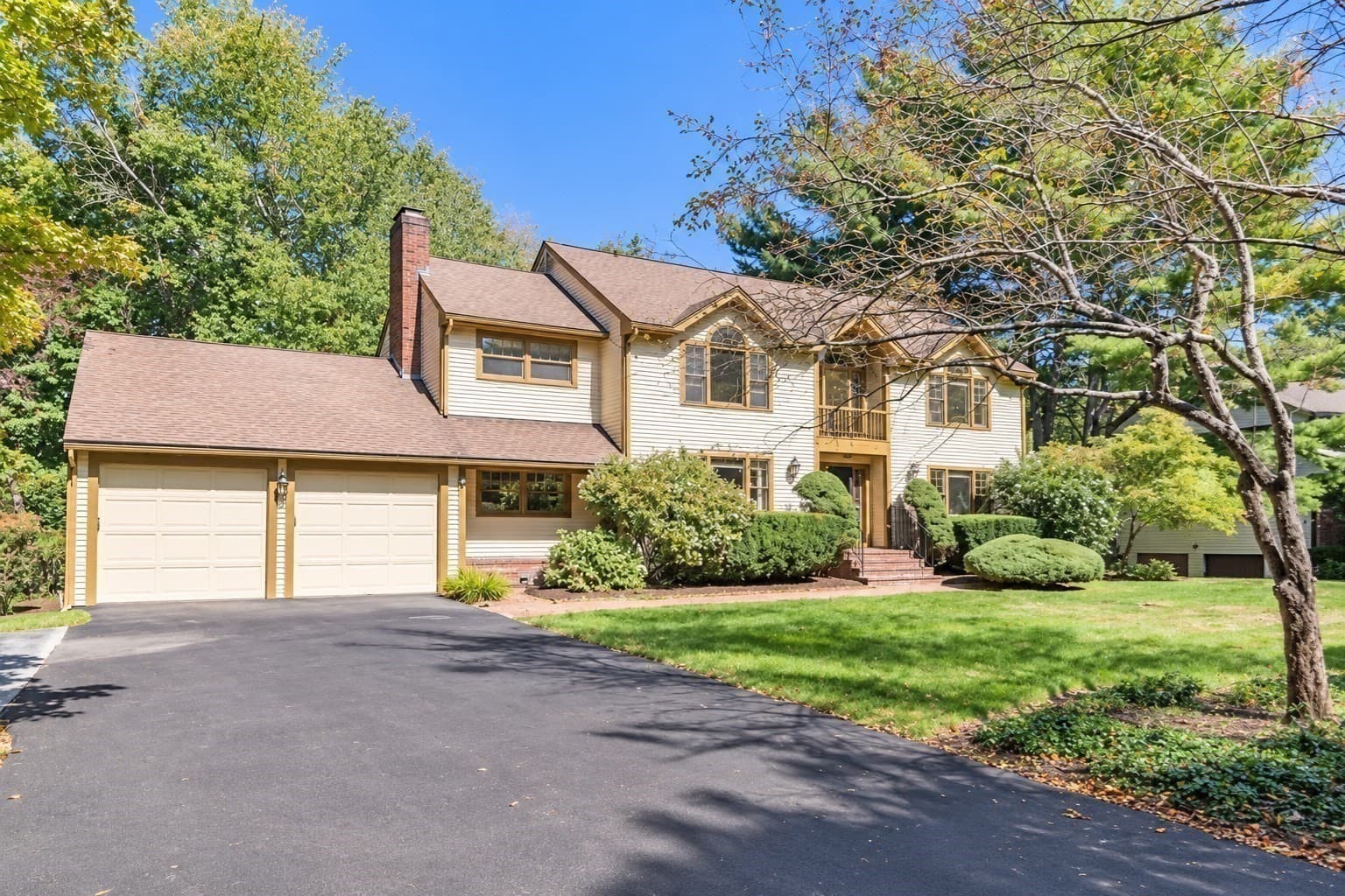 Single Family Residence at 9 Solomon Pierce Rd, Lexington MA 02420, Lexington, photo 2 of 41