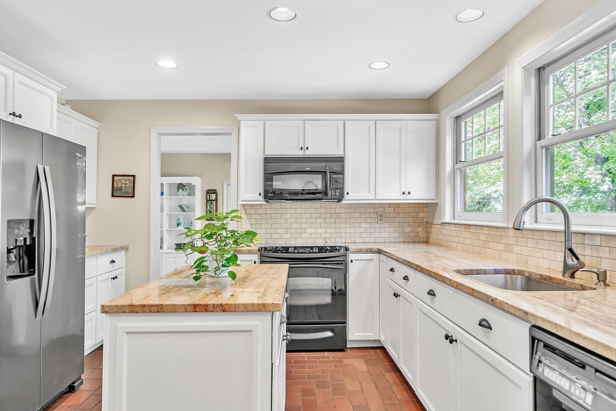 Single Family Residence at 9 Solomon Pierce Rd, Lexington MA 02420, Lexington, photo 12 of 41