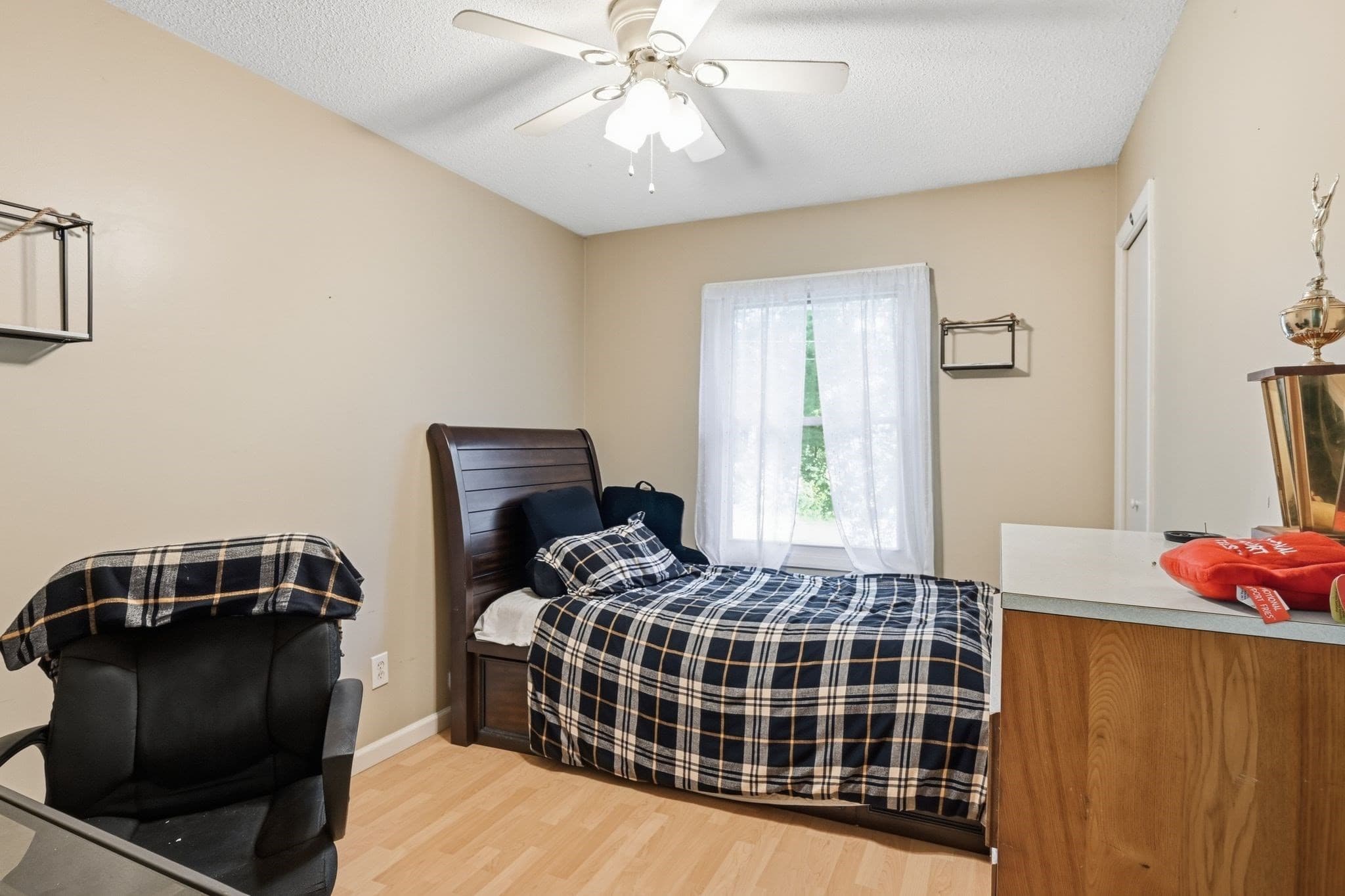 Single Family Residence at 211 Allen St, East Longmeadow MA 01028, East Longmeadow, photo 16 of 41