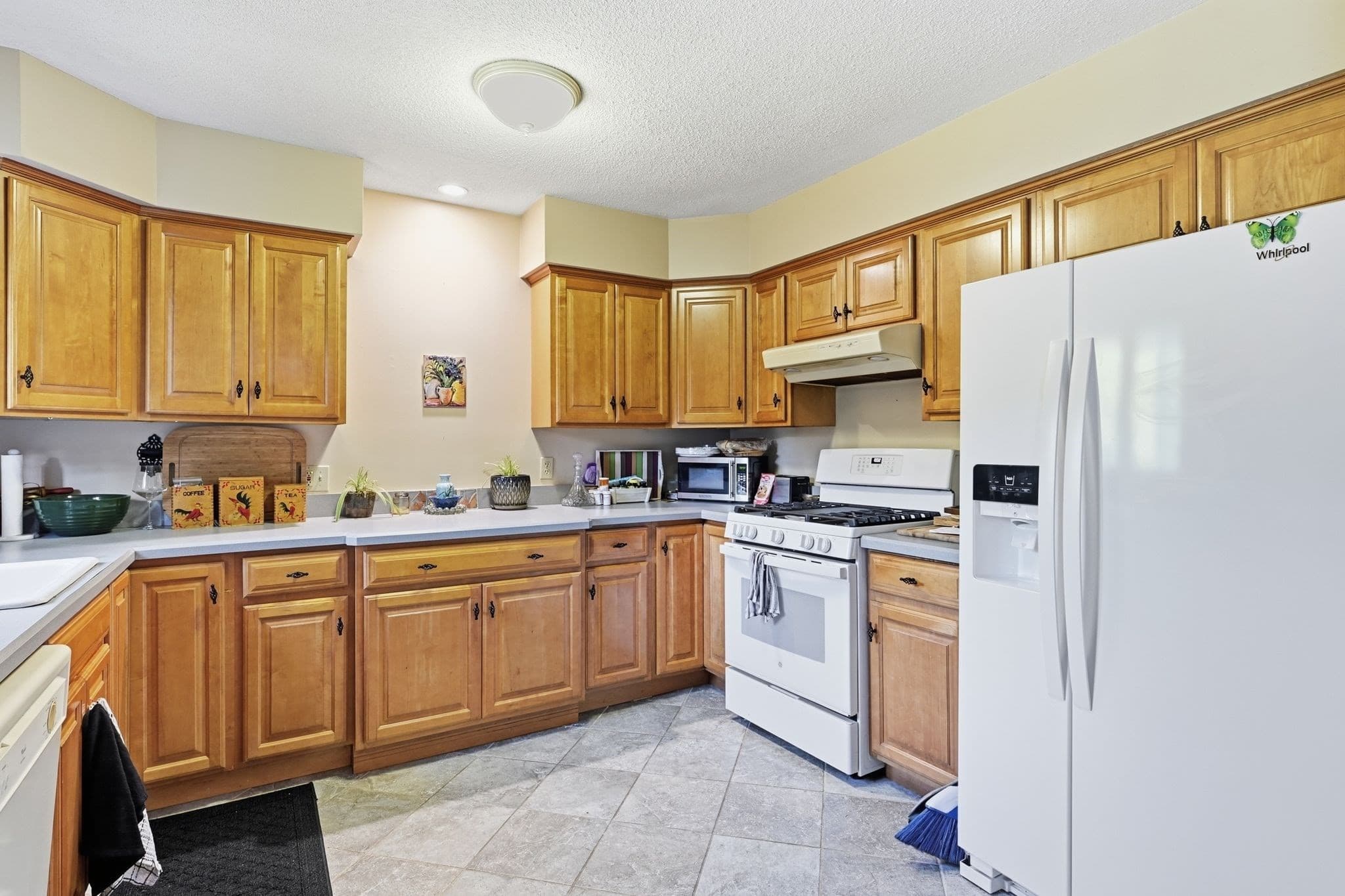 Single Family Residence at 211 Allen St, East Longmeadow MA 01028, East Longmeadow, photo 12 of 41