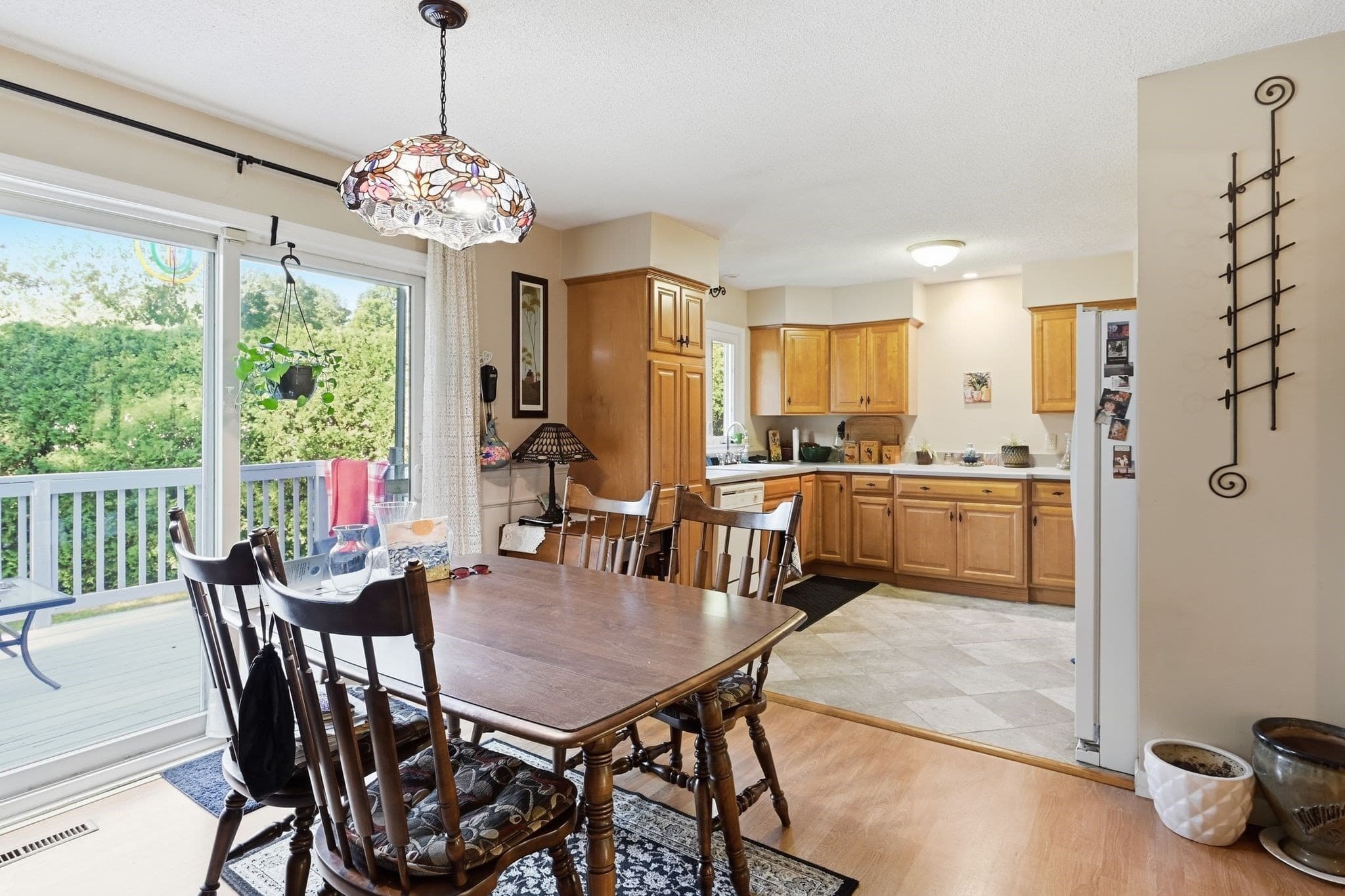 Single Family Residence at 211 Allen St, East Longmeadow MA 01028, East Longmeadow, photo 9 of 41