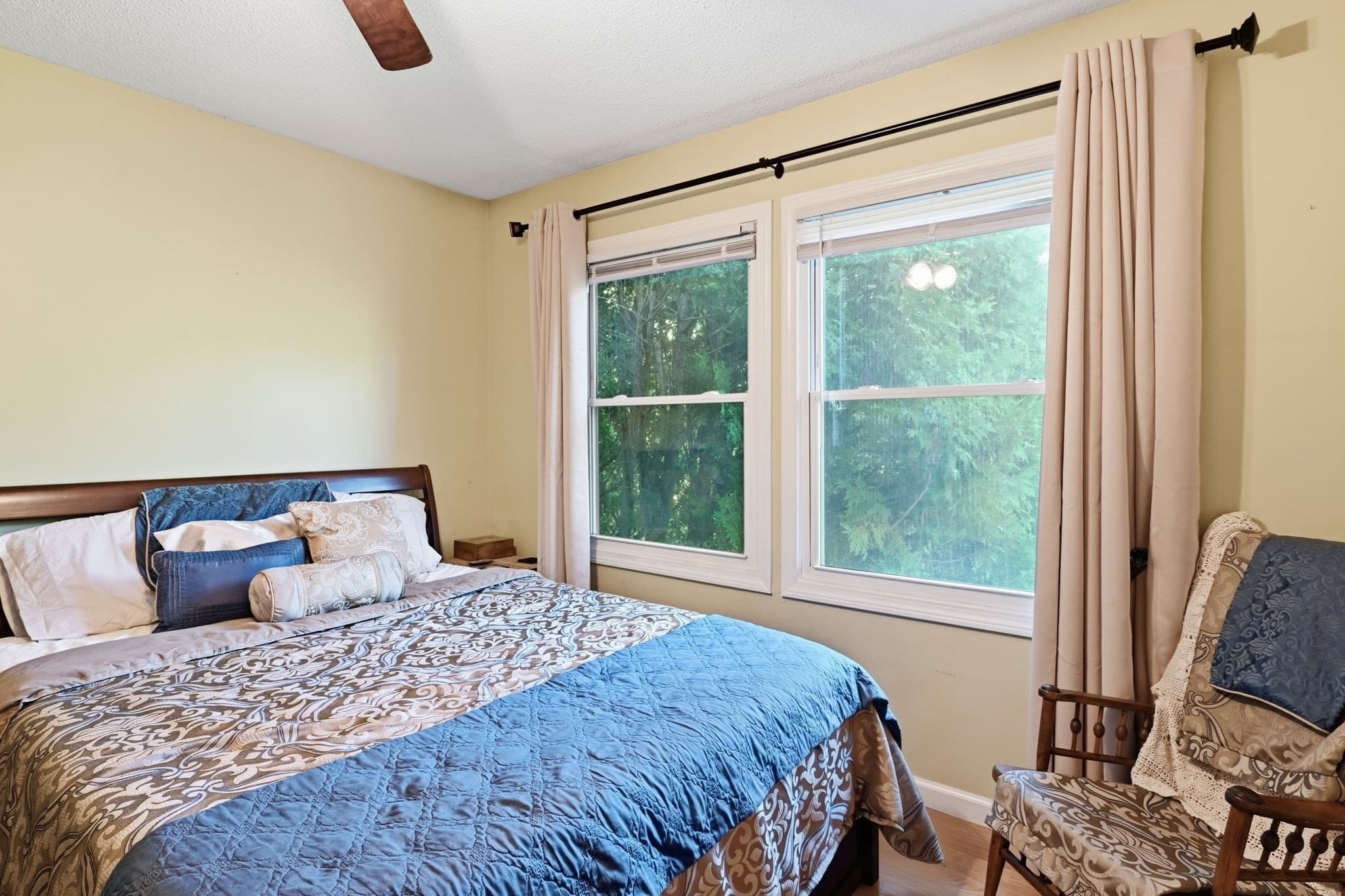 Single Family Residence at 211 Allen St, East Longmeadow MA 01028, East Longmeadow, photo 18 of 41
