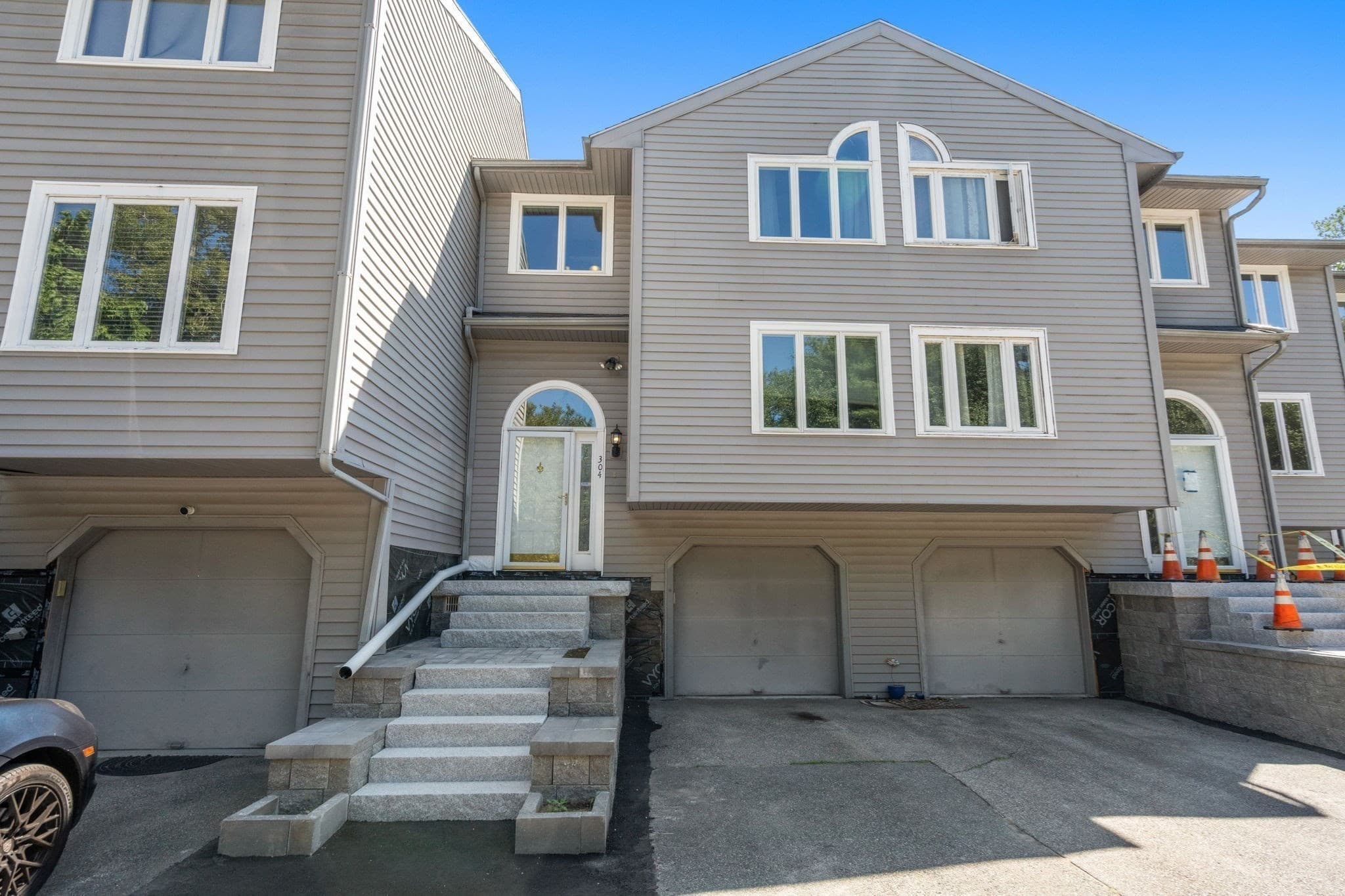 304 Erin Rd # 304, Stoughton MA 02072