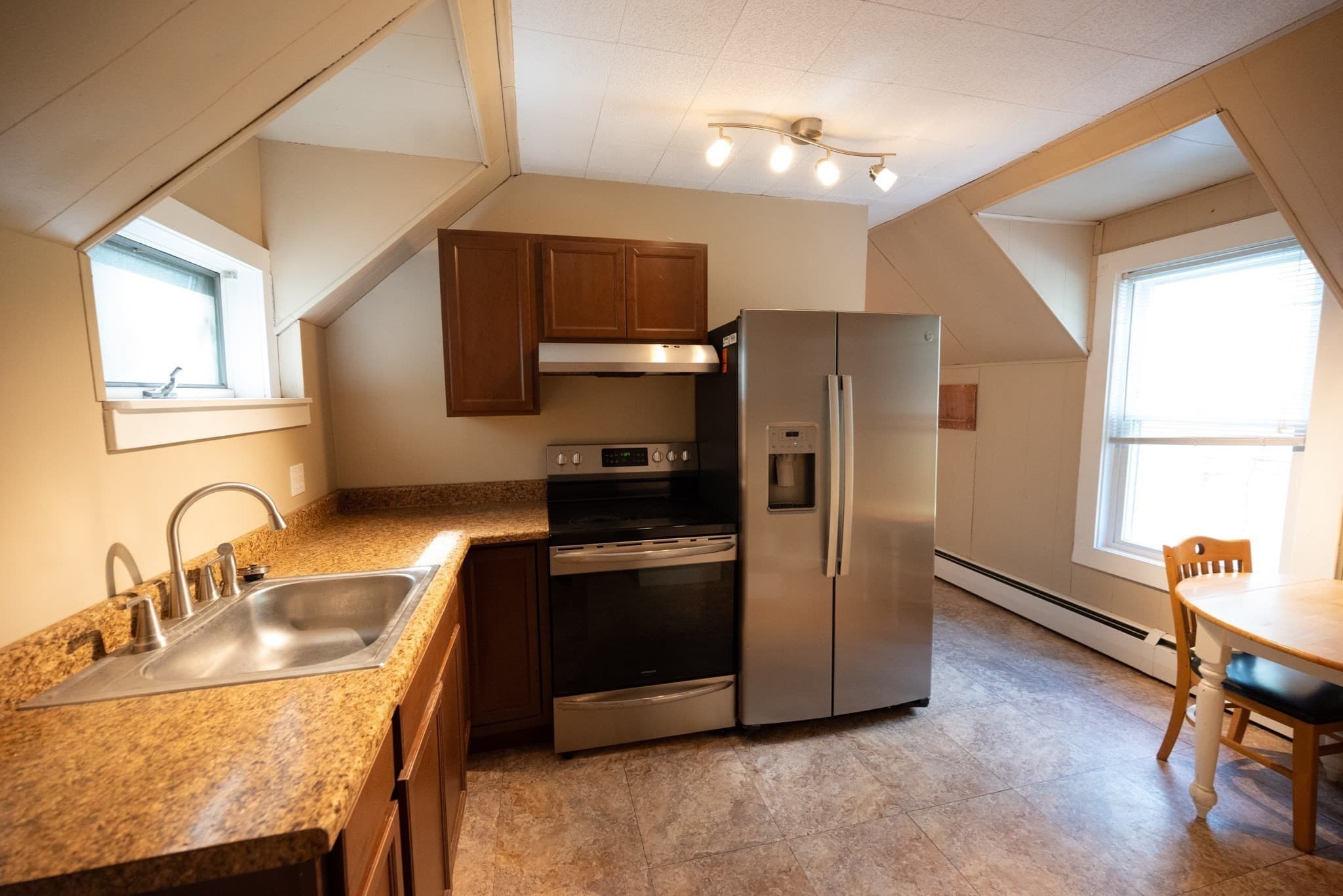 Multi Family at 564 Fairmount St, Fitchburg MA 01420, Fitchburg, photo 5 of 33