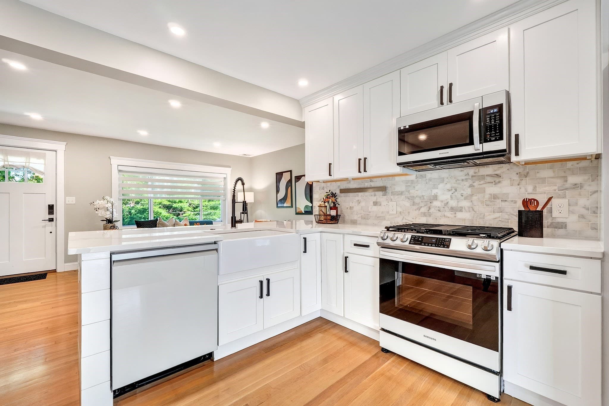 Single Family Residence at 134 Washington St, Melrose MA 02176, Melrose, photo 10 of 36