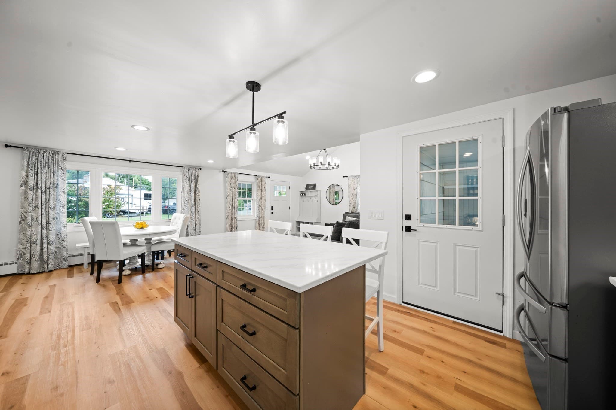 Single Family Residence at 11 Fernwood Rd, Southwick MA 01077, Southwick, photo 6 of 27
