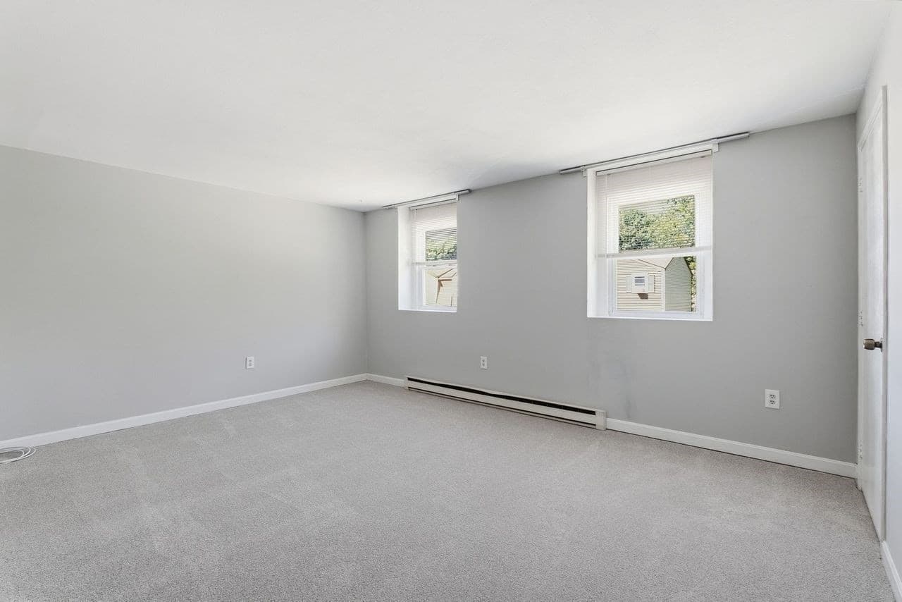 Condominium at 17 Orchard # L, Haverhill MA 01830, Haverhill, photo 16 of 22