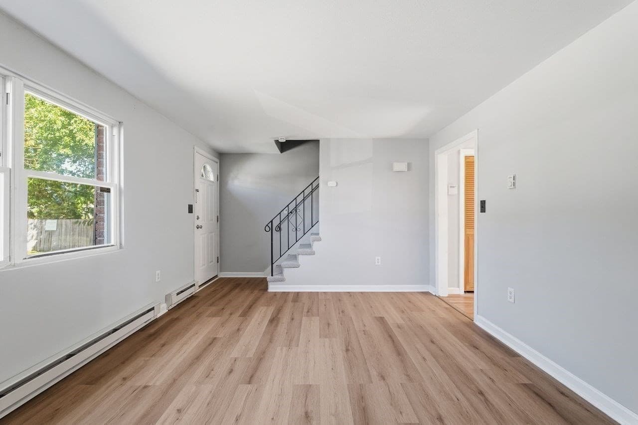 Condominium at 17 Orchard # L, Haverhill MA 01830, Haverhill, photo 10 of 22