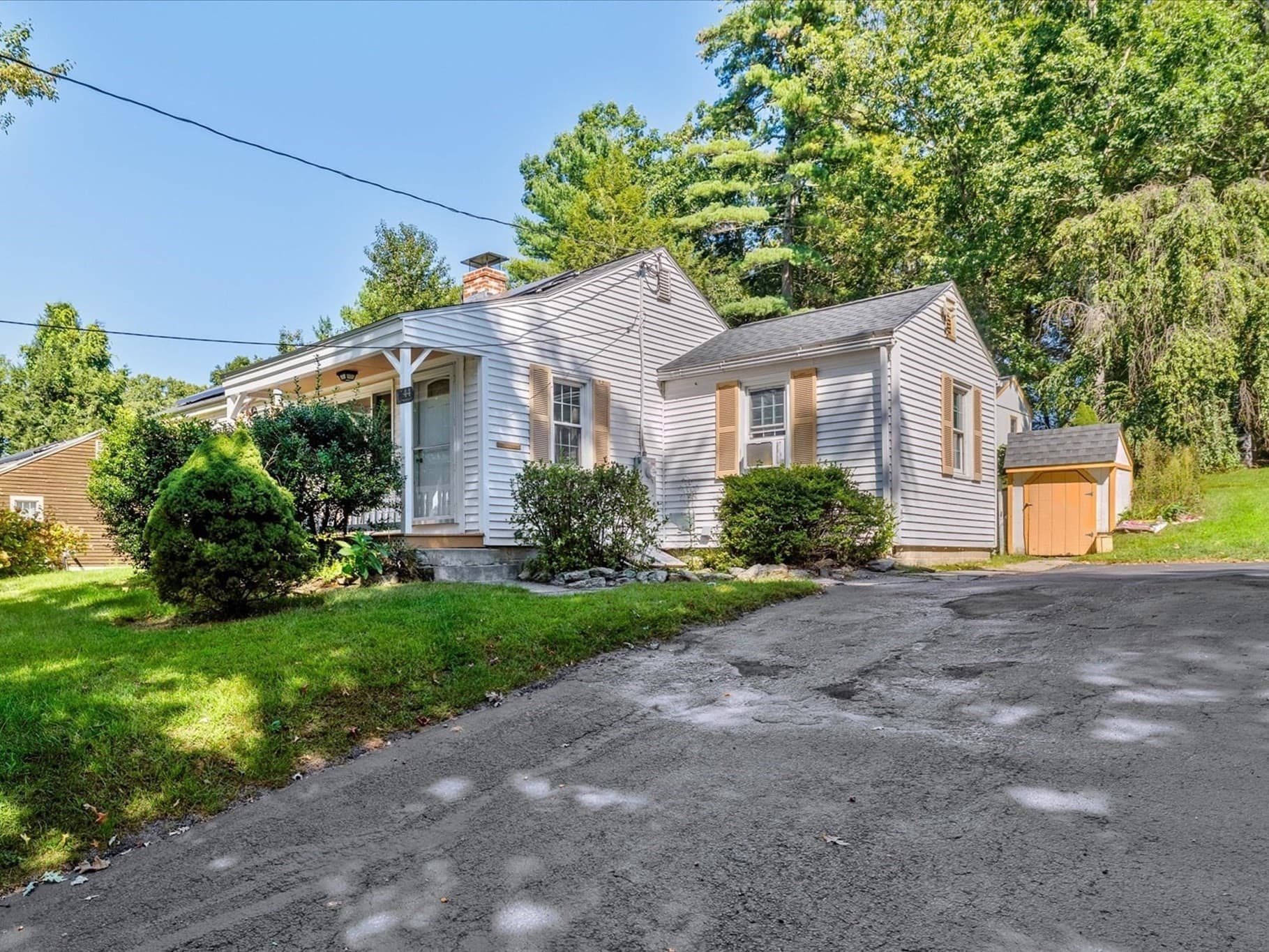 44 New Boston Road, Sturbridge MA 01566