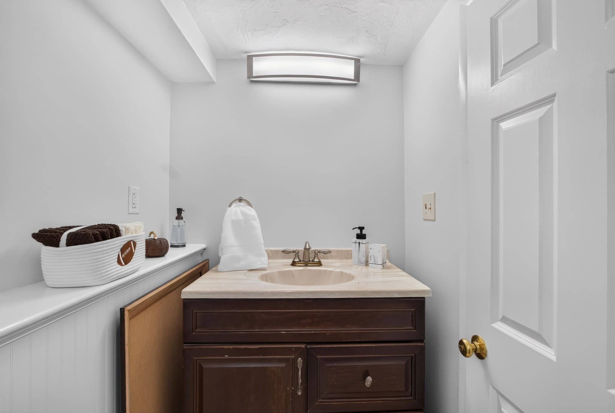 Single Family Residence at 41 Buckingham Drive, Billerica MA 01821, Billerica, photo 35 of 42