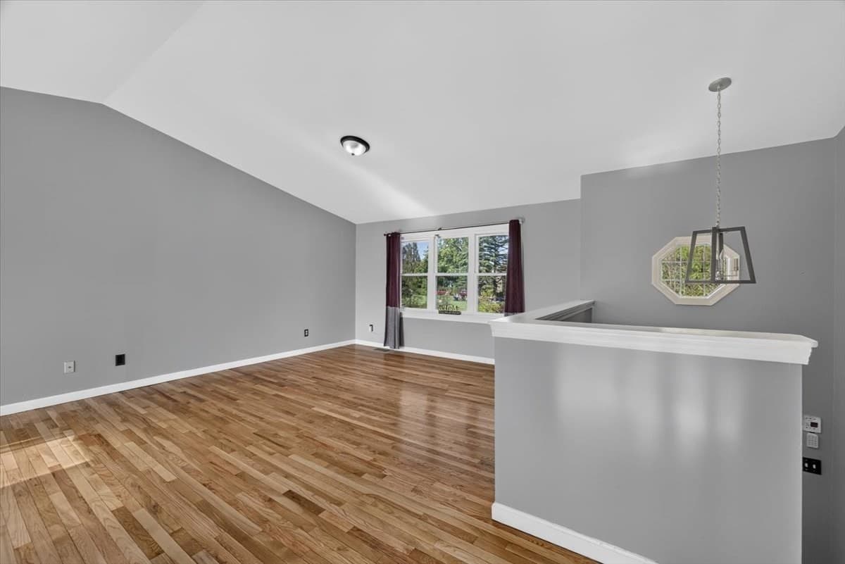 Single Family Residence at 49 Shirley St, New Bedford MA 02746, New Bedford, photo 10 of 42