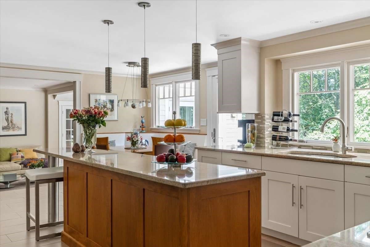 Single Family Residence at 71 Arrow Head Rd, Marshfield MA 02050, Marshfield, photo 18 of 41