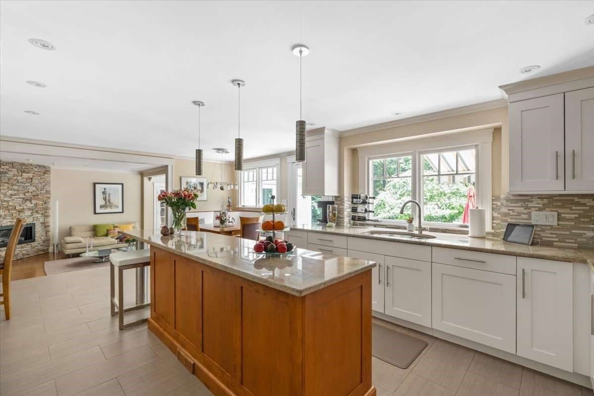 Single Family Residence at 71 Arrow Head Rd, Marshfield MA 02050, Marshfield, photo 15 of 41