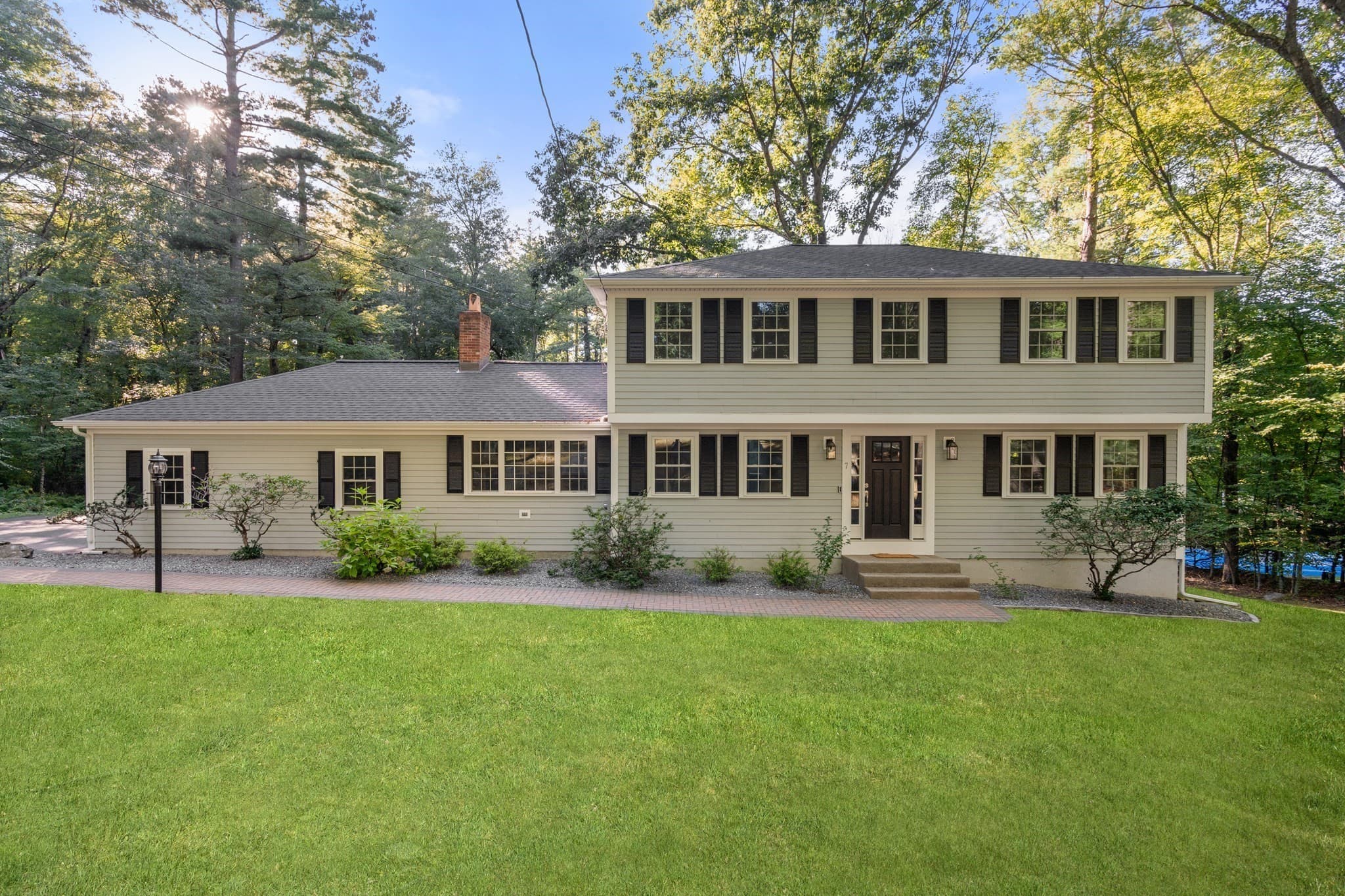 7 Tara Road, Southborough MA 01772