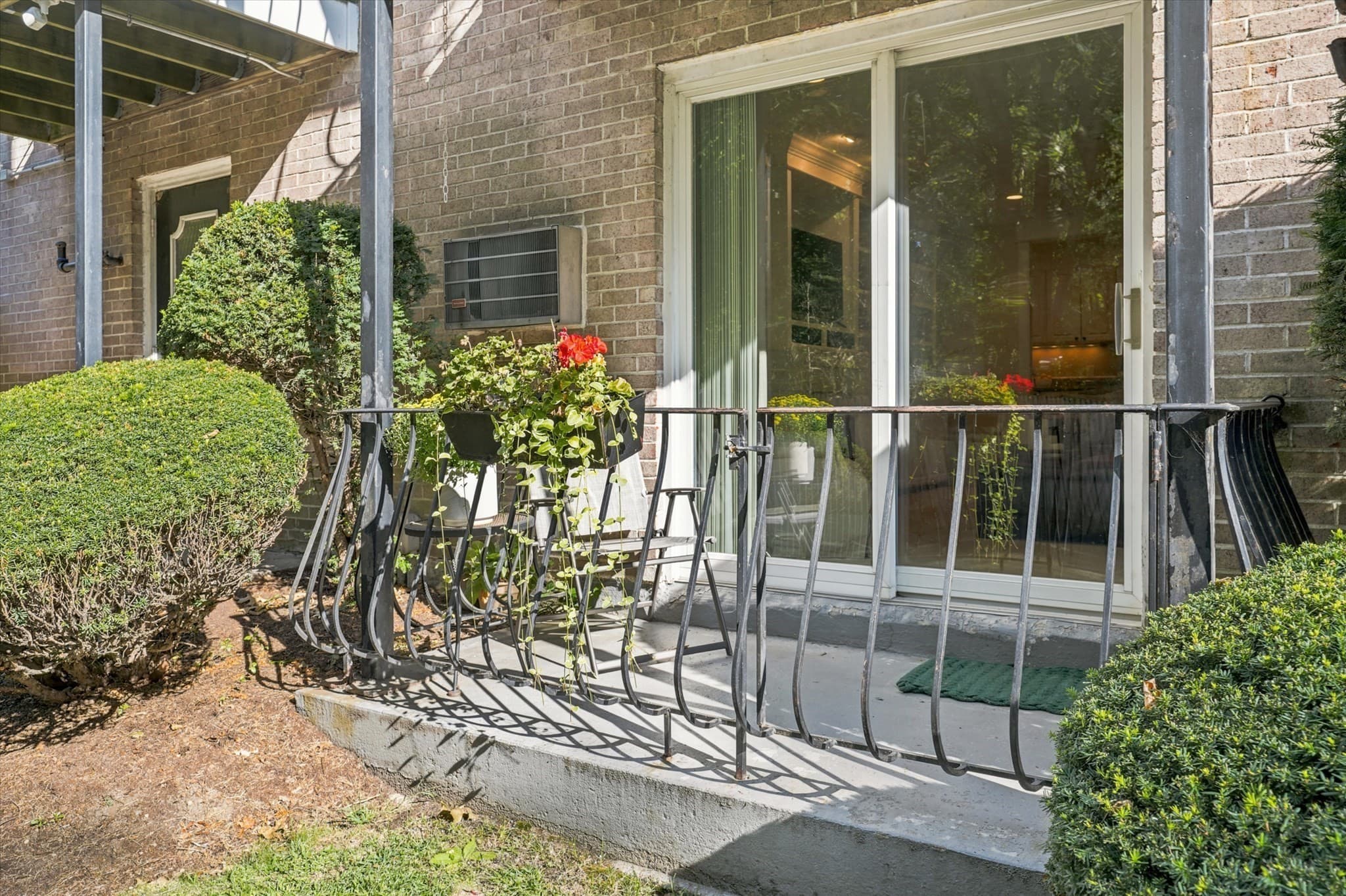 Condominium at 500 Northshore Rd # 11A, Peabody MA 01960, Peabody, photo 22 of 33