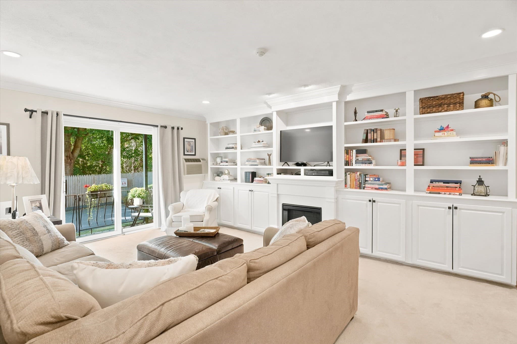 Condominium at 500 Northshore Rd # 11A, Peabody MA 01960, Peabody, photo 10 of 33