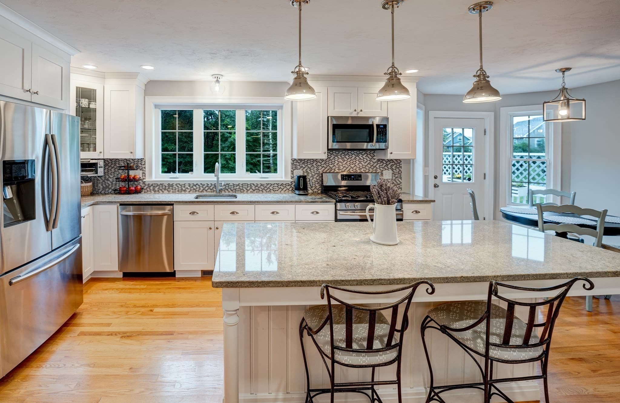 Single Family Residence at 5 Mcintosh Ln, Littleton MA 01460, photo 10 of 42