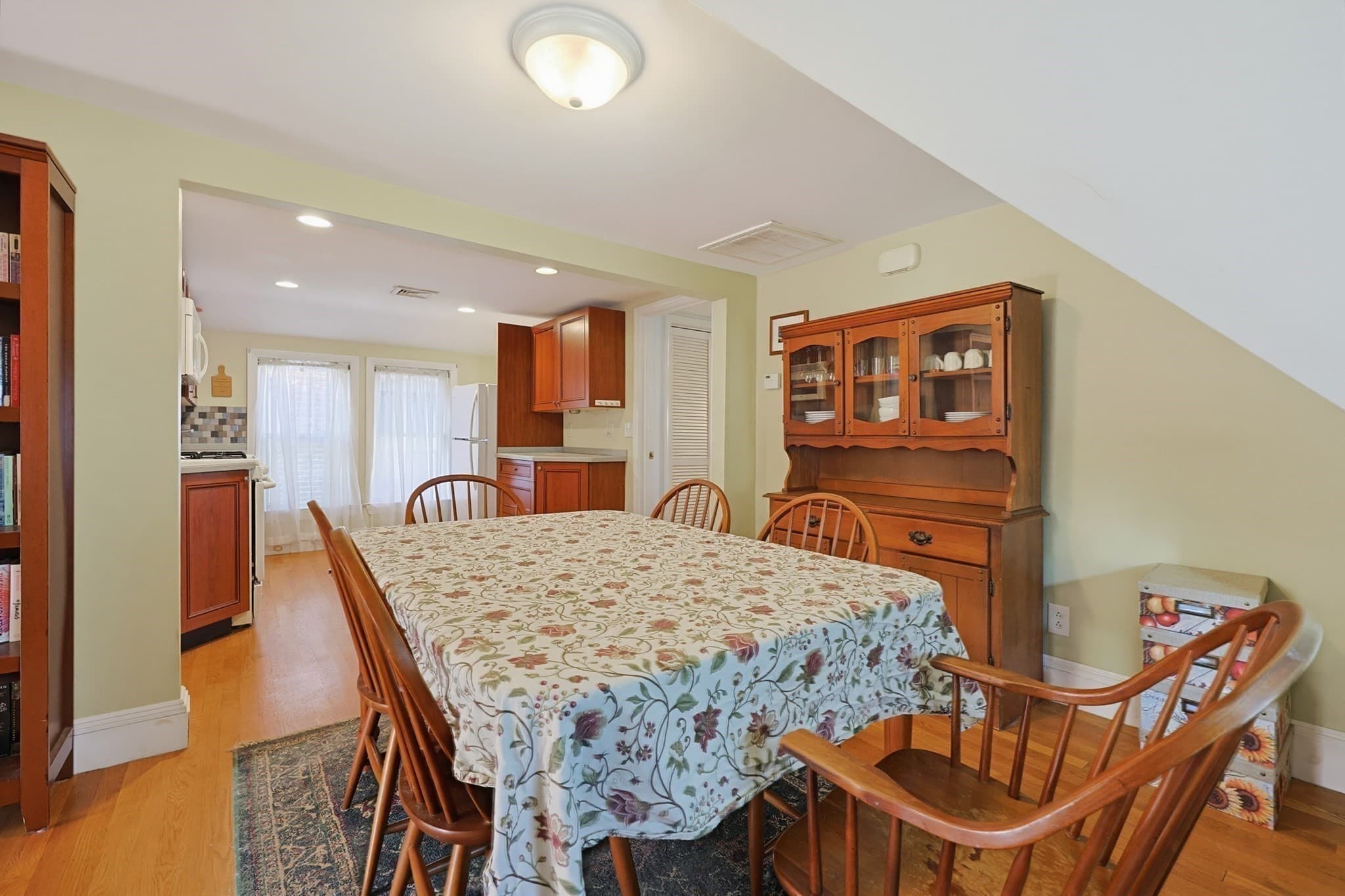 Condominium at 42 Cedar St # 3, Somerville MA 02143, Somerville, photo 17 of 39