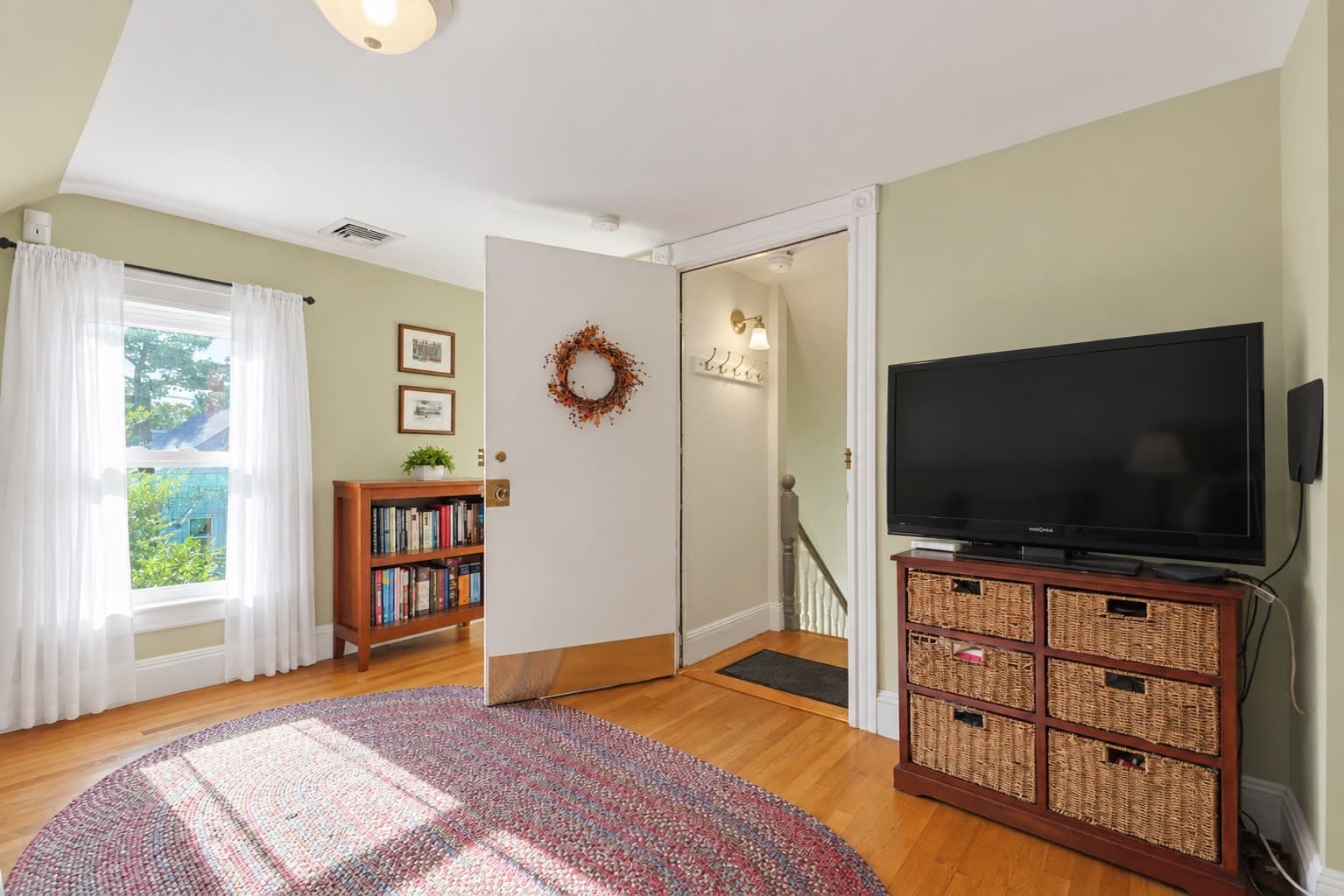 Condominium at 42 Cedar St # 3, Somerville MA 02143, Somerville, photo 7 of 39