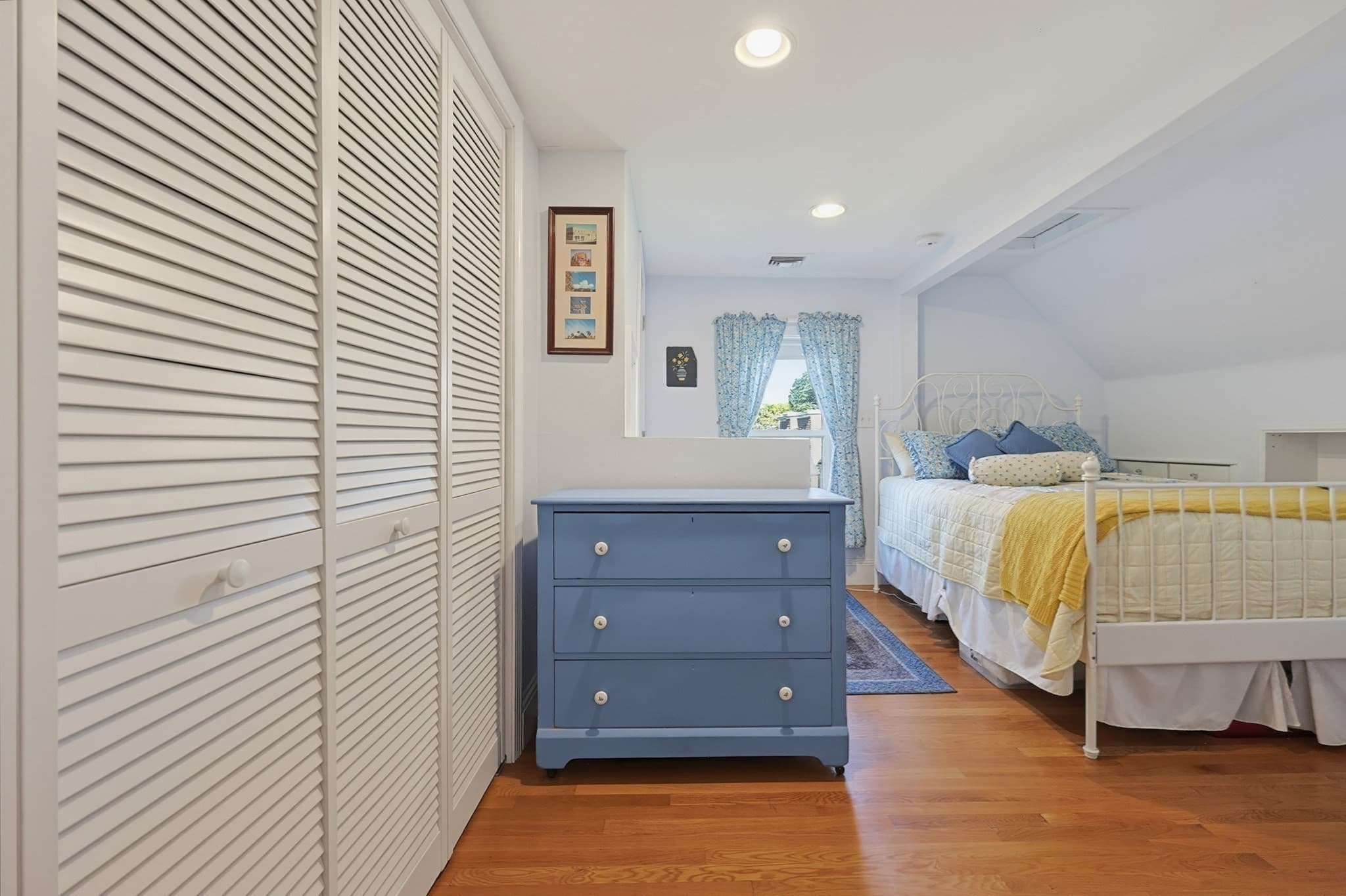 Condominium at 42 Cedar St # 3, Somerville MA 02143, Somerville, photo 29 of 39