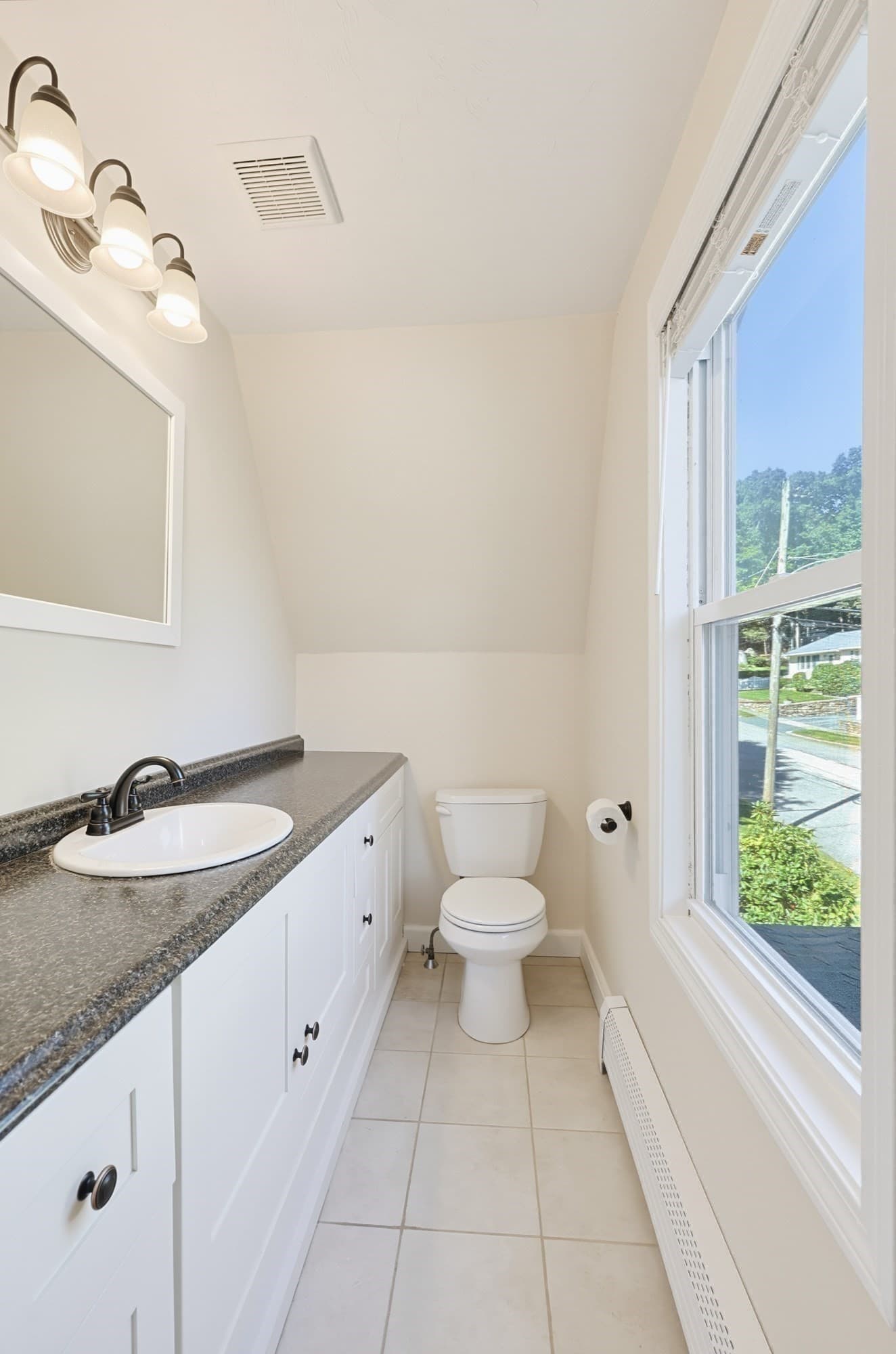 Single Family Residence at 23 Tallawanda Dr., Worcester MA 01603, Worcester, photo 17 of 27