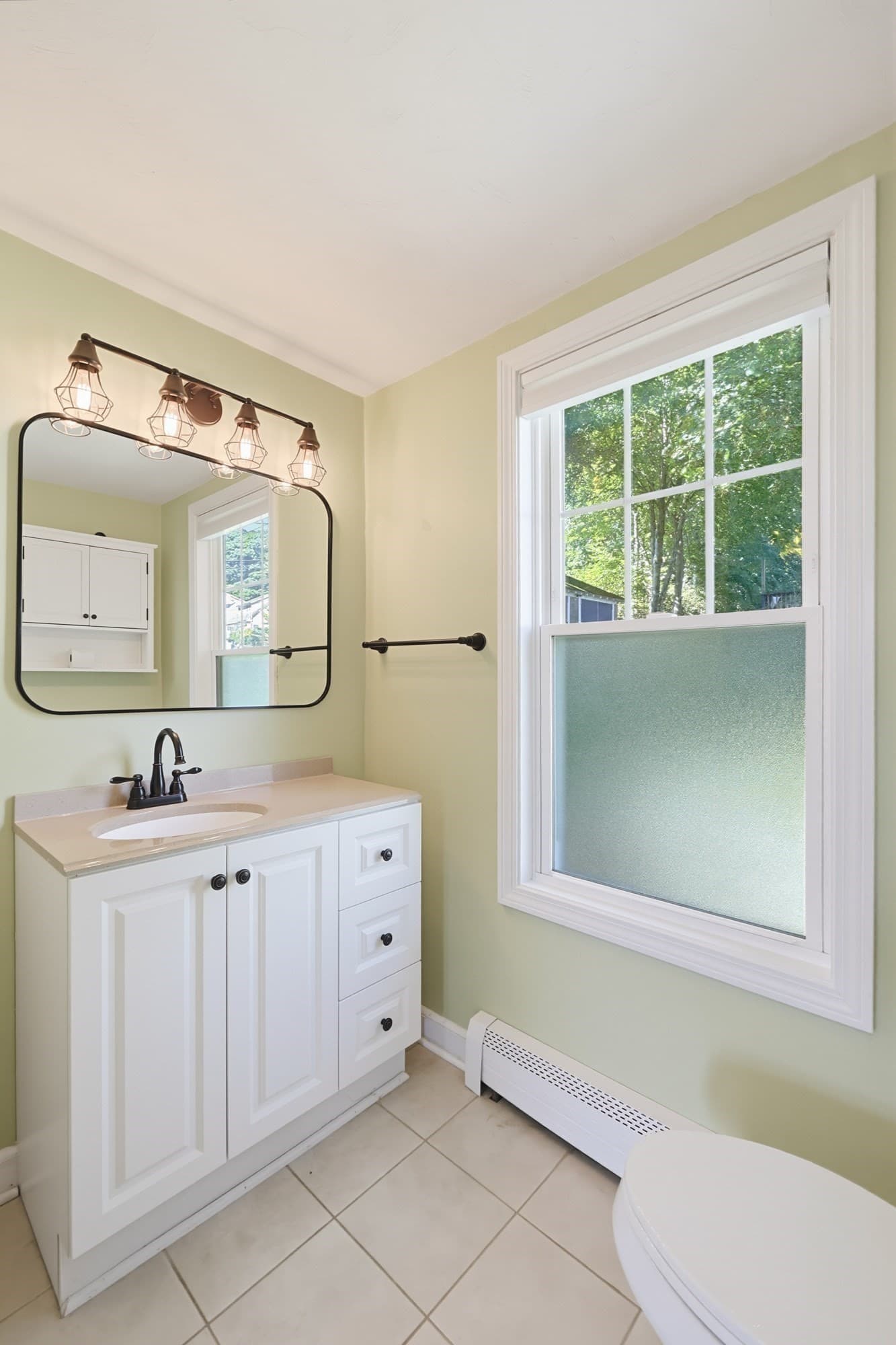 Single Family Residence at 23 Tallawanda Dr., Worcester MA 01603, Worcester, photo 12 of 27