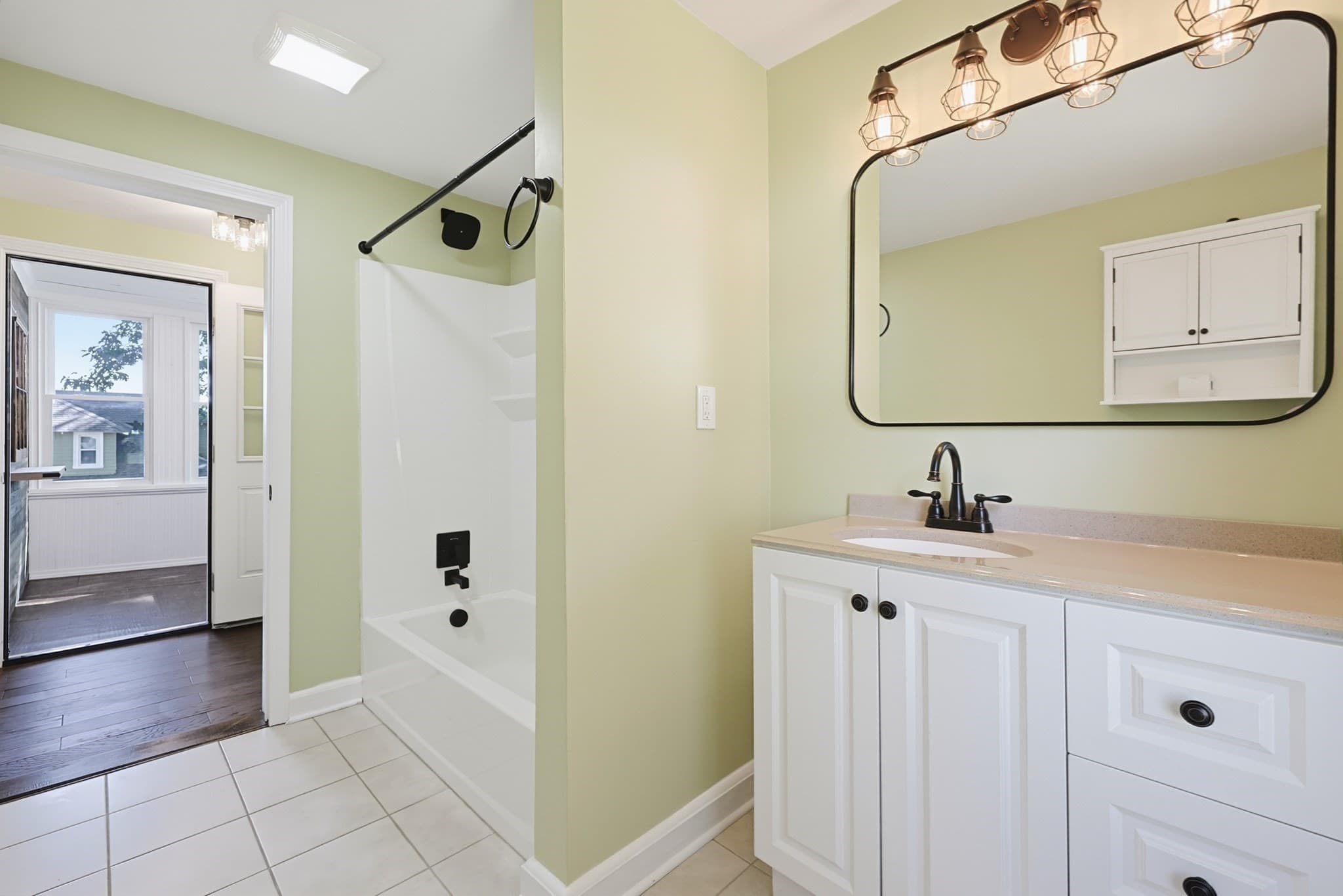 Single Family Residence at 23 Tallawanda Dr., Worcester MA 01603, Worcester, photo 11 of 27