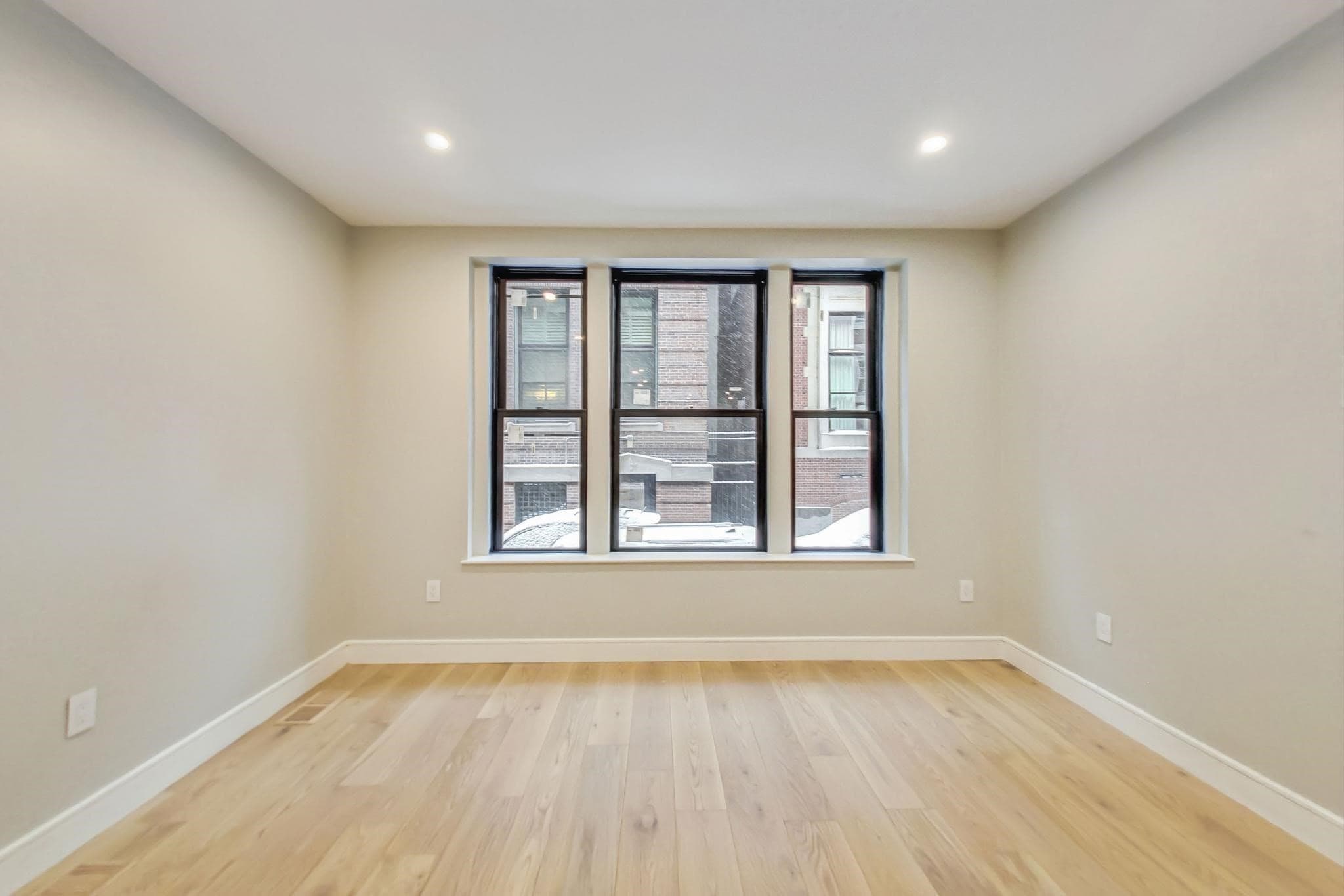 Condominium at 14 No. Bennet Street # 101, Boston MA 02113, Boston, photo 10 of 22
