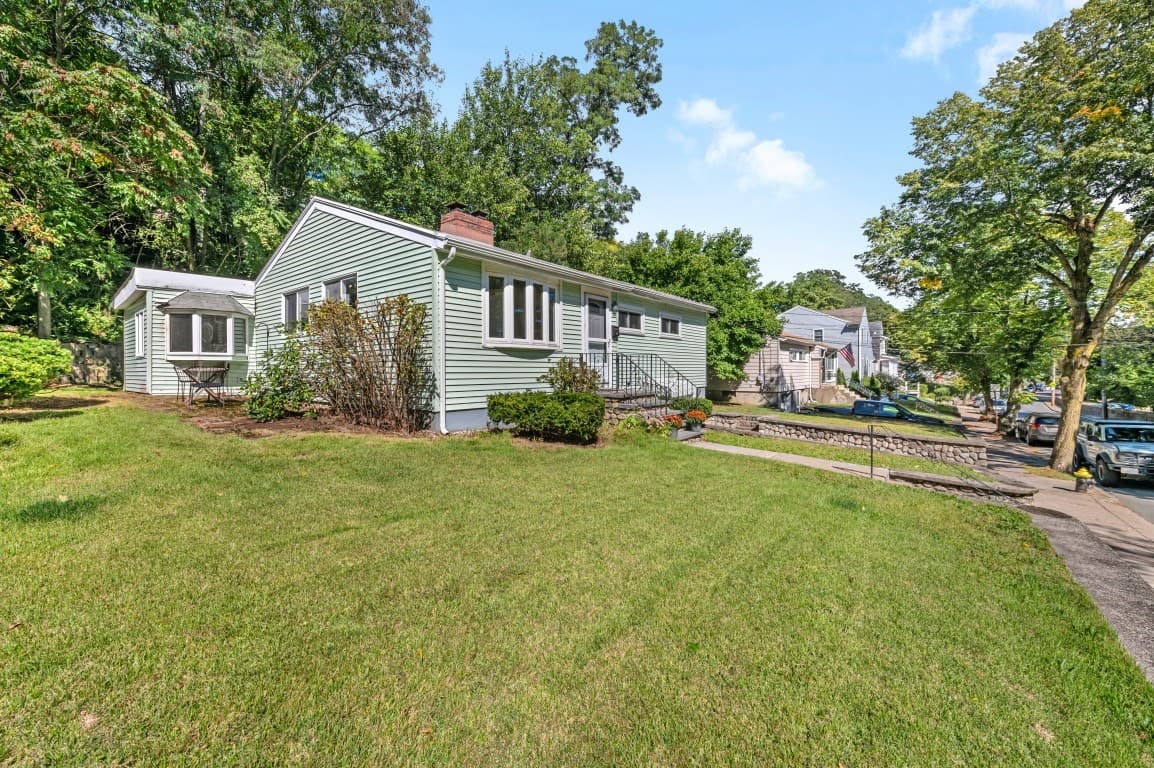 Single Family Residence at 191 Kenrick St, Boston MA 02135, photo 2 of 29