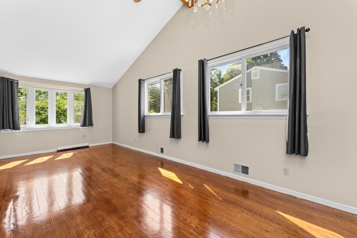 Single Family Residence at 191 Kenrick St, Boston MA 02135, photo 7 of 29