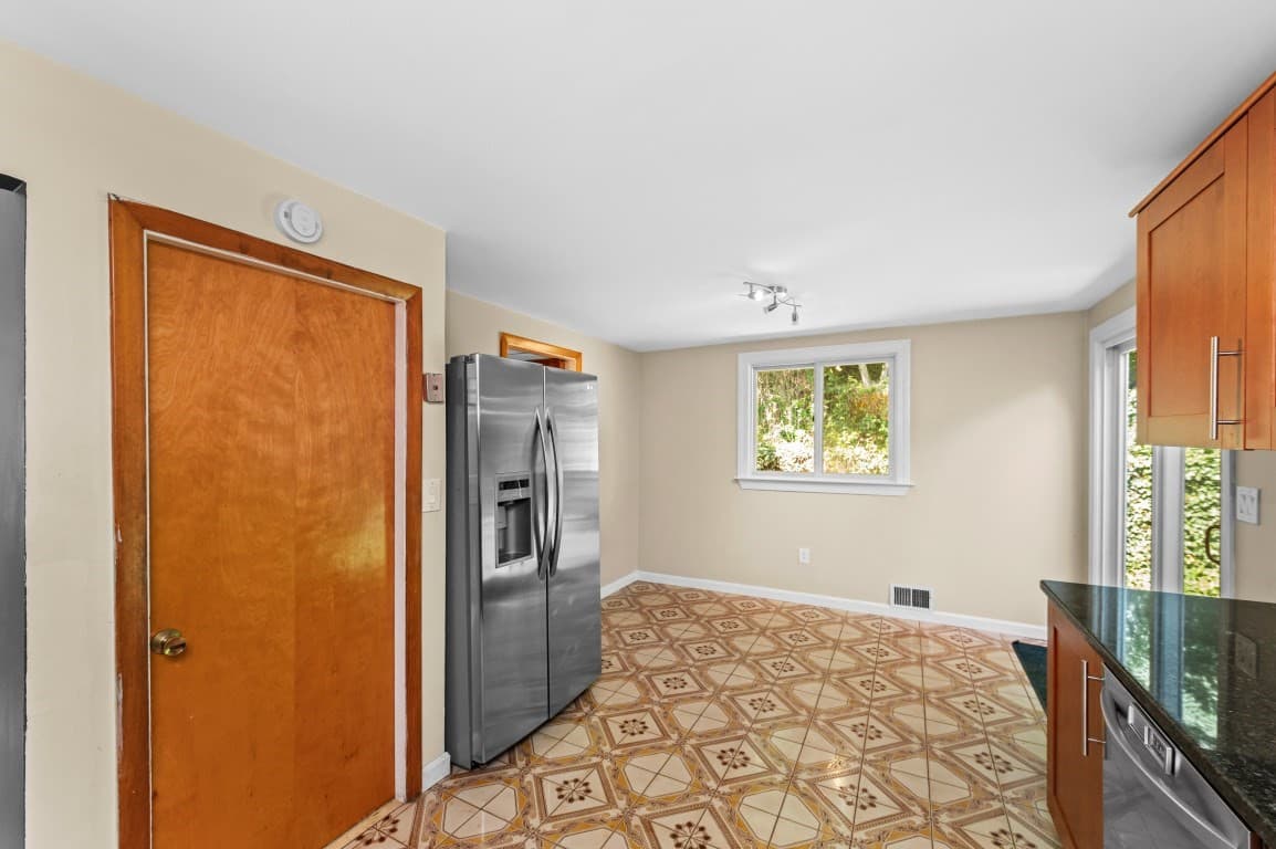 Single Family Residence at 191 Kenrick St, Boston MA 02135, photo 9 of 29