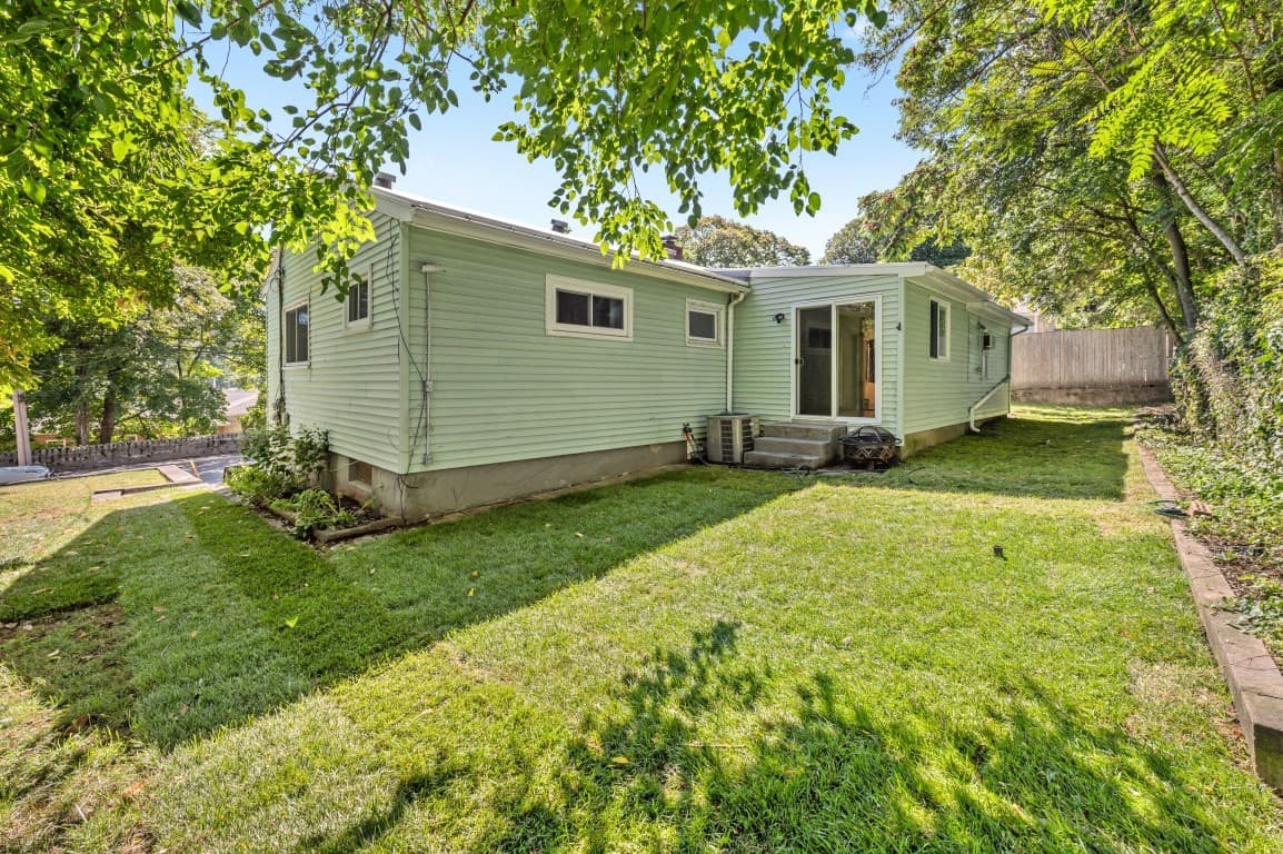 Single Family Residence at 191 Kenrick St, Boston MA 02135, photo 4 of 29