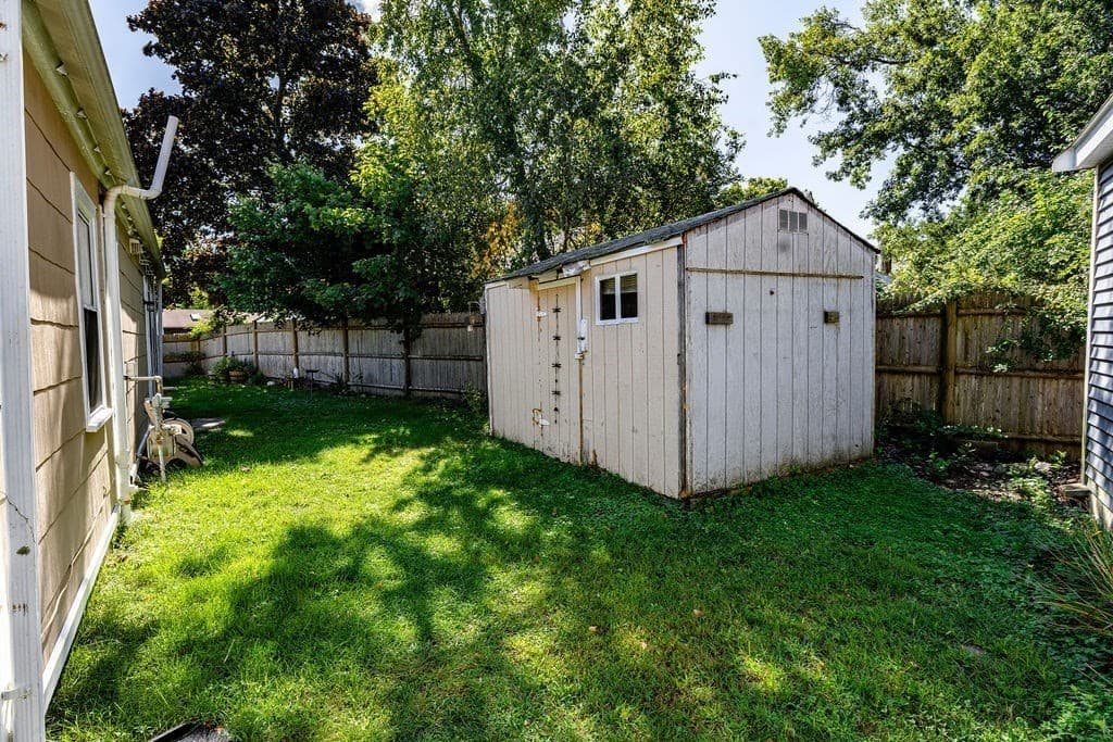 Single Family Residence at 201 Stoughton St, Stoughton MA 02072, Stoughton, photo 15 of 19