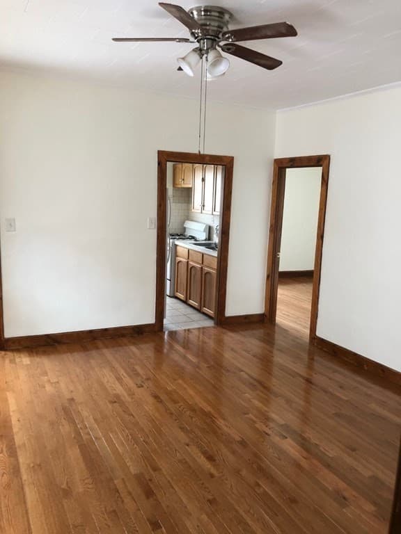 3 Family at 117 Thomas St, Fall River MA 02723, Fall River, photo 6 of 10