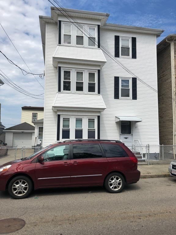 3 Family at 117 Thomas St, Fall River MA 02723, Fall River, photo 10 of 10