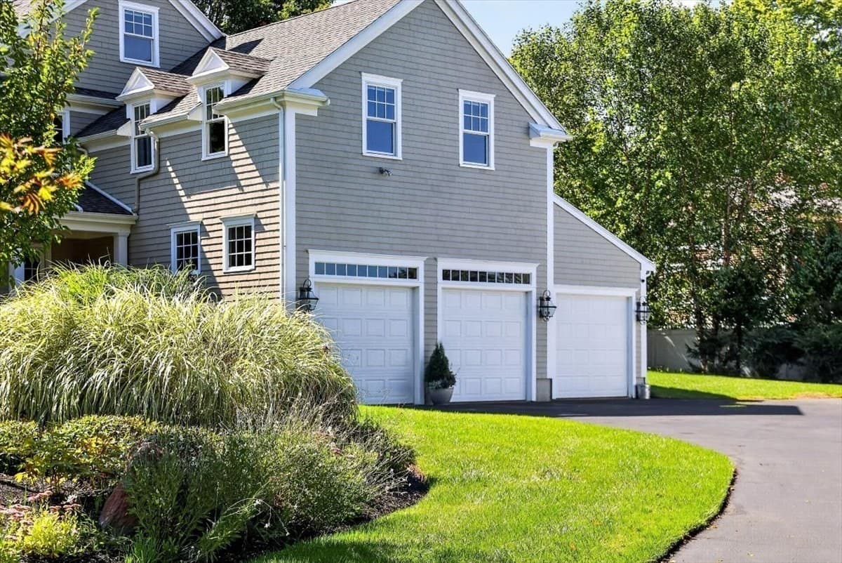 Single Family Residence at 35 Old Shipyard Lane, Hanover MA 02339, Hanover, photo 7 of 39