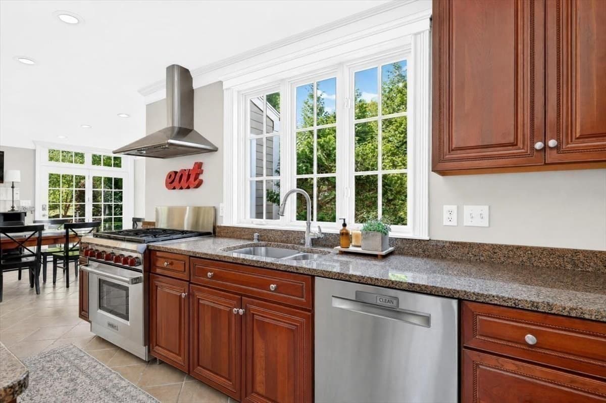 Single Family Residence at 35 Old Shipyard Lane, Hanover MA 02339, Hanover, photo 15 of 39