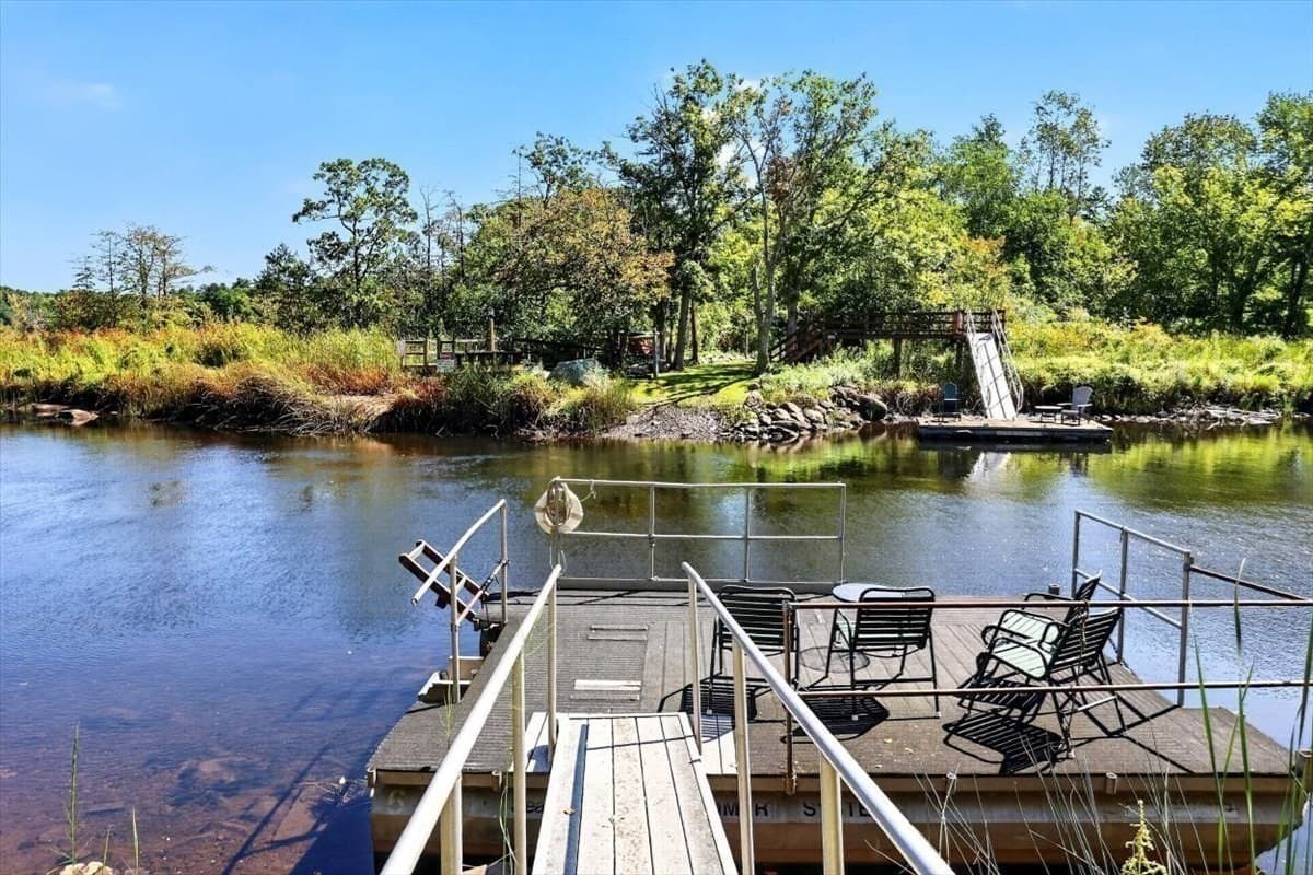 Single Family Residence at 35 Old Shipyard Lane, Hanover MA 02339, Hanover, photo 35 of 39