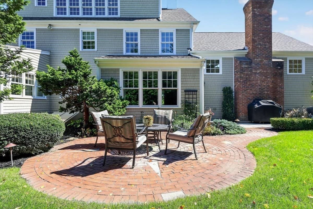 Single Family Residence at 35 Old Shipyard Lane, Hanover MA 02339, Hanover, photo 8 of 39