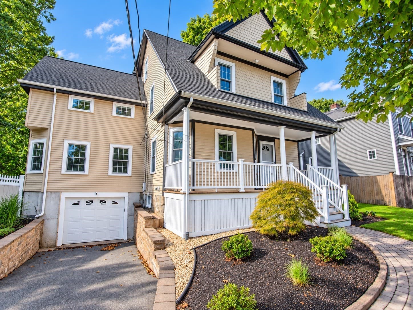 84 Spring St, Wakefield MA 01880