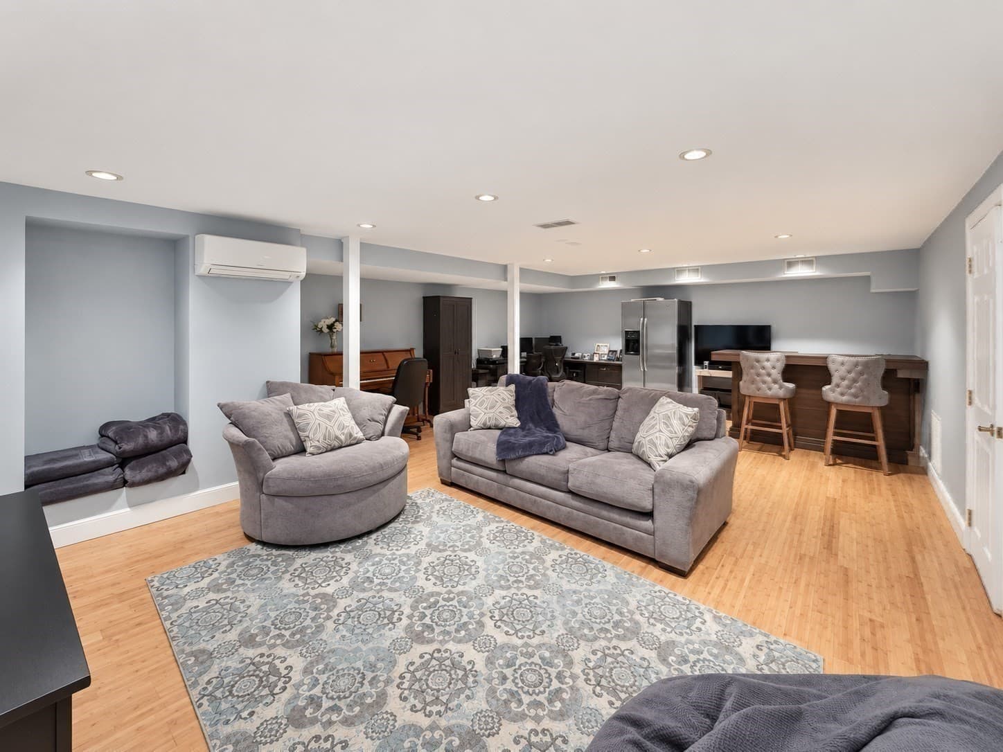 Single Family Residence at 84 Spring St, Wakefield MA 01880, photo 25 of 35