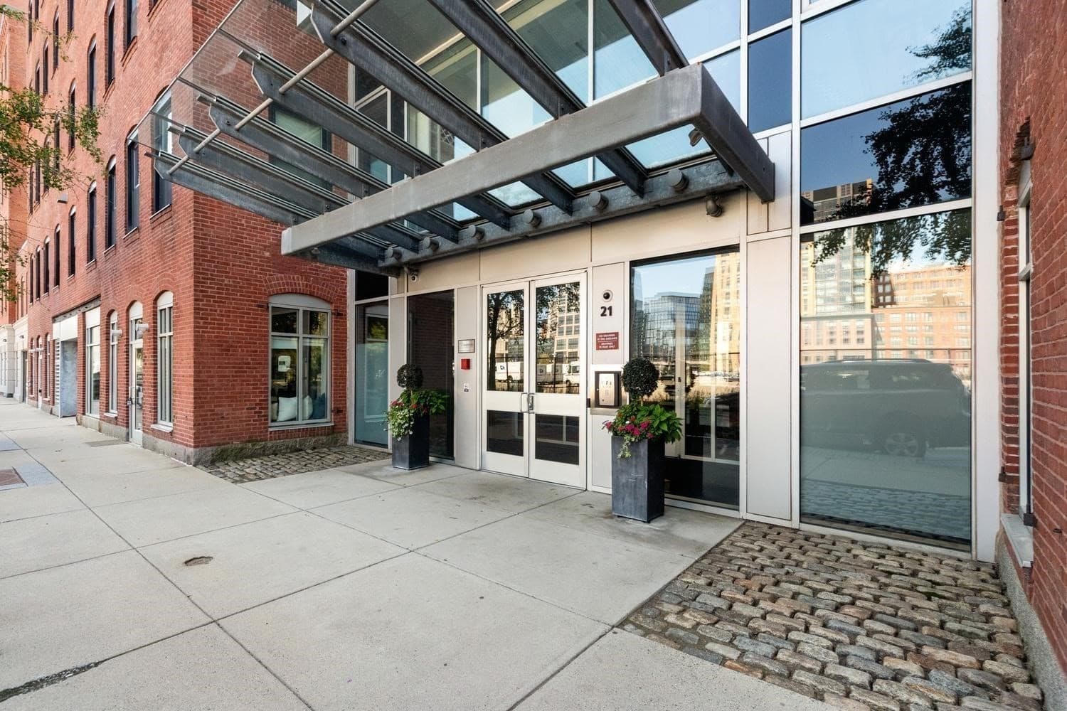 Condominium at 21 Wormwood St # 422, Boston MA 02210, photo 27 of 32