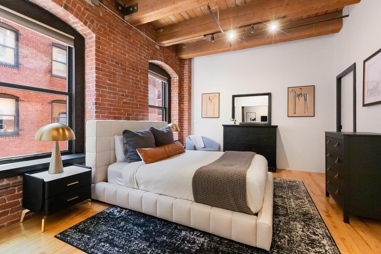 Condominium at 21 Wormwood St # 422, Boston MA 02210, photo 22 of 32