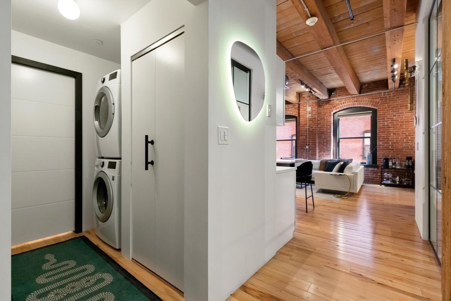 Condominium at 21 Wormwood St # 422, Boston MA 02210, photo 3 of 32