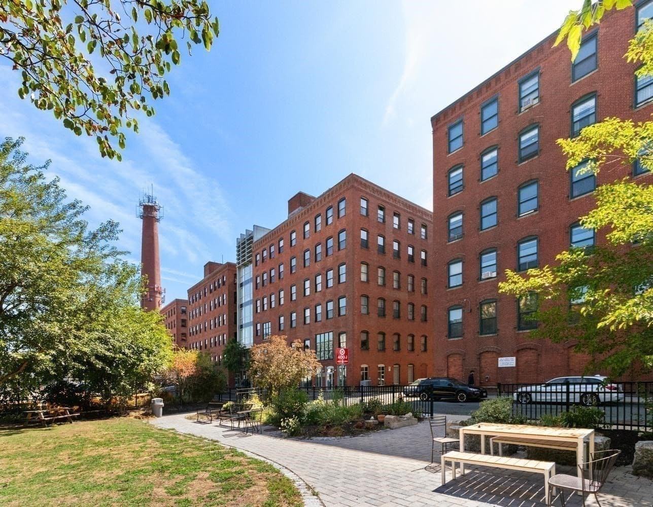 Condominium at 21 Wormwood St # 422, Boston MA 02210, photo 31 of 32