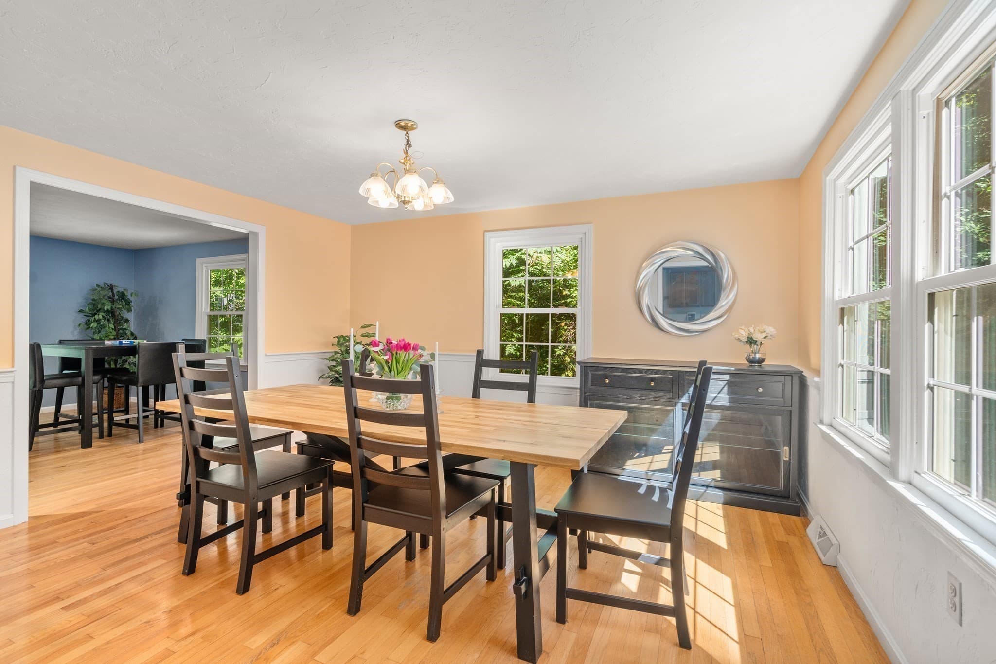 Single Family Residence at 942 Salem End Road, Framingham MA 01702, Framingham, photo 5 of 30