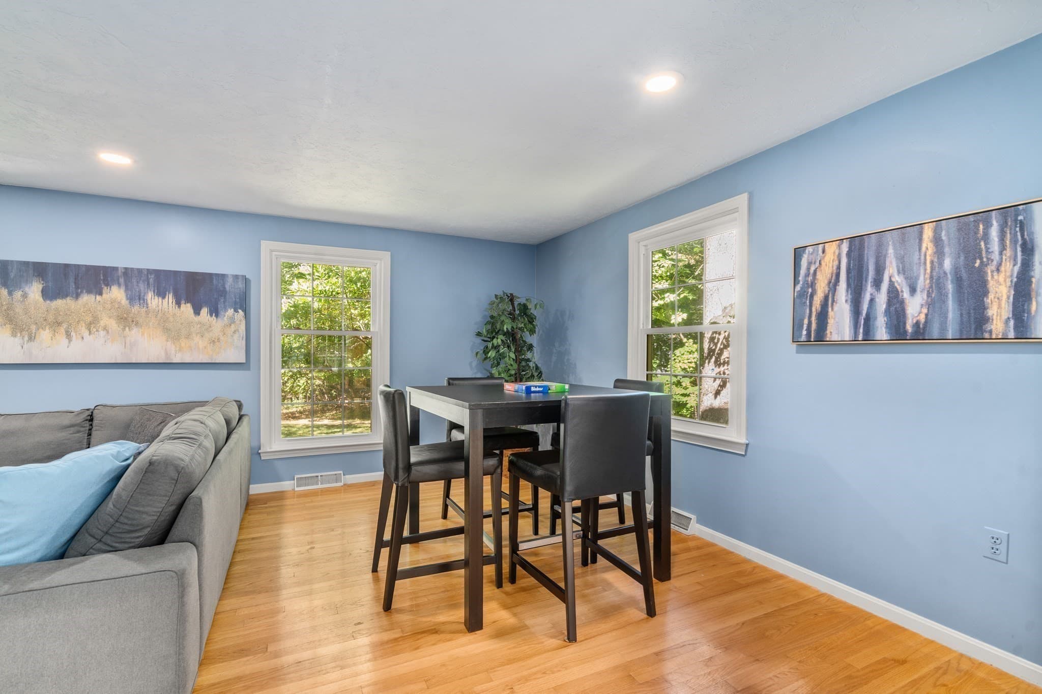 Single Family Residence at 942 Salem End Road, Framingham MA 01702, Framingham, photo 4 of 30