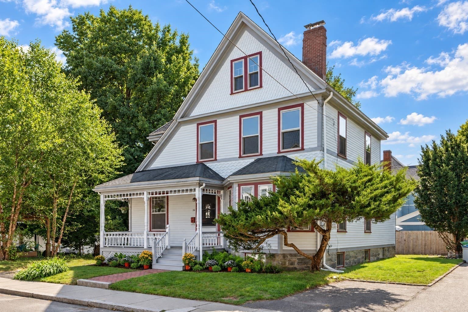 26 Walnut Pl, Newton MA 02460