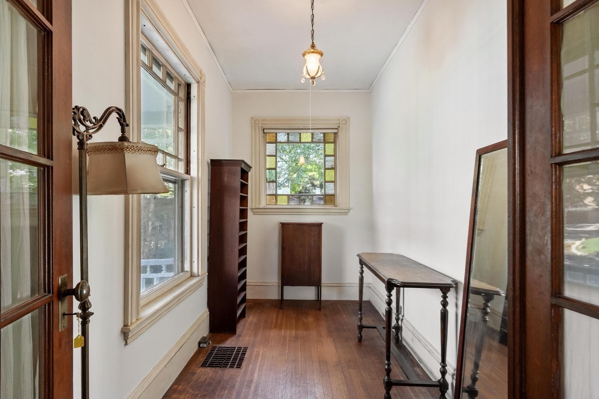 Single Family Residence at 26 Walnut Pl, Newton MA 02460, Newton, photo 11 of 37