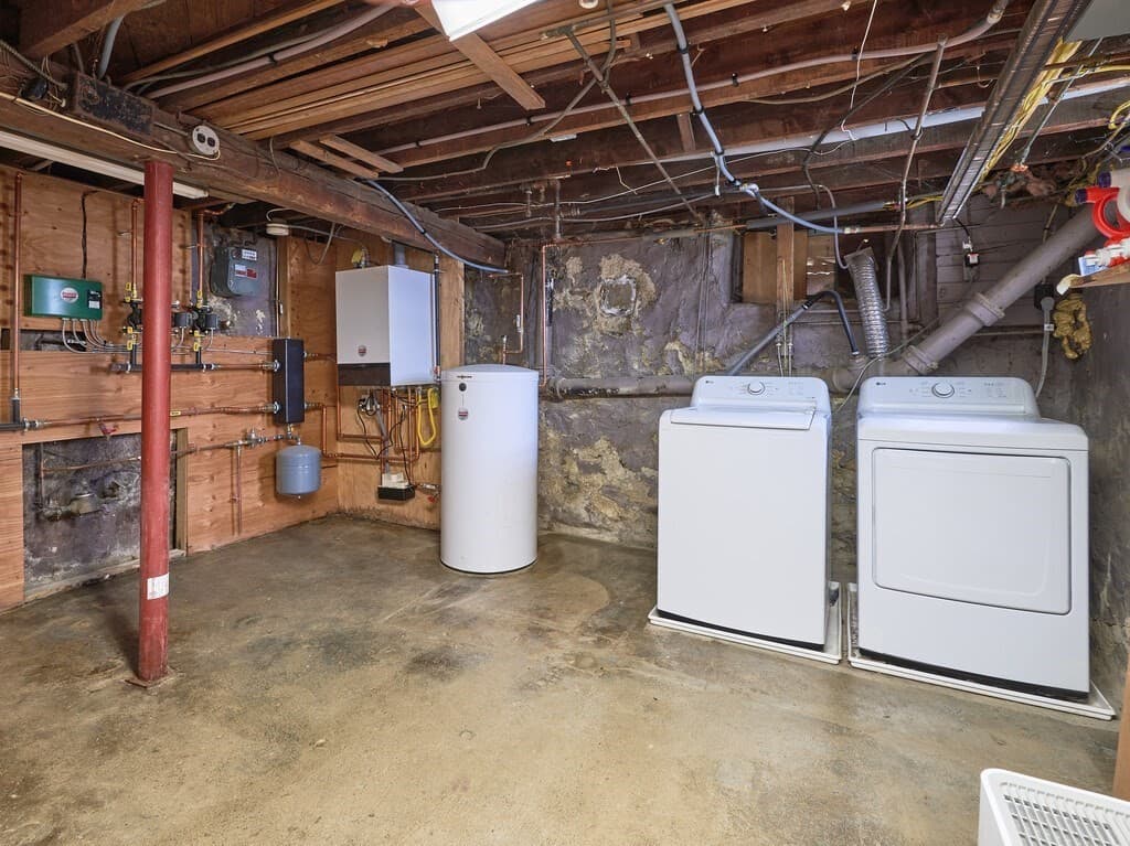 Single Family Residence at 60 Bowker Street, Worcester MA 01604, Worcester, photo 27 of 39